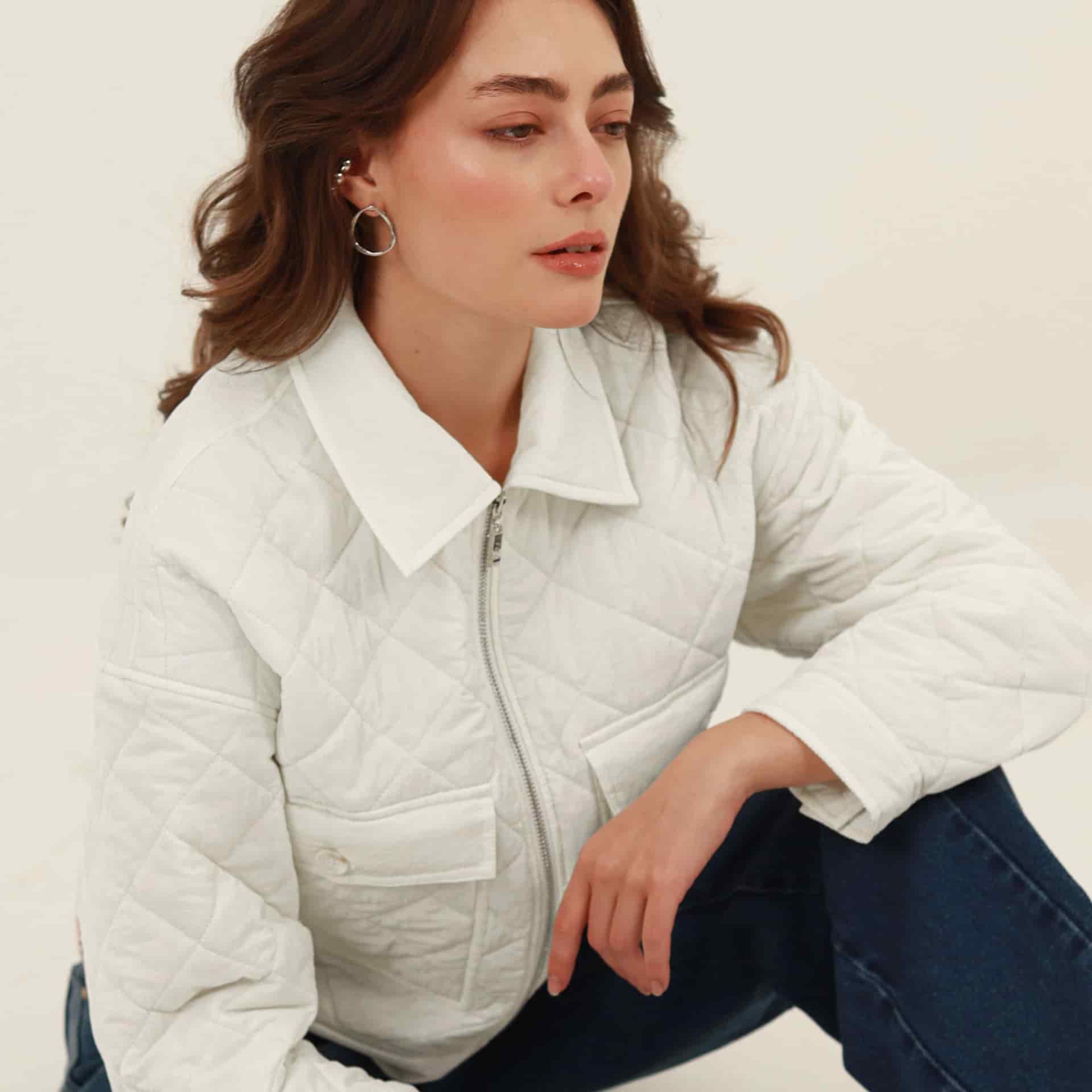 Chaqueta acolchada crop - miniatura 8
