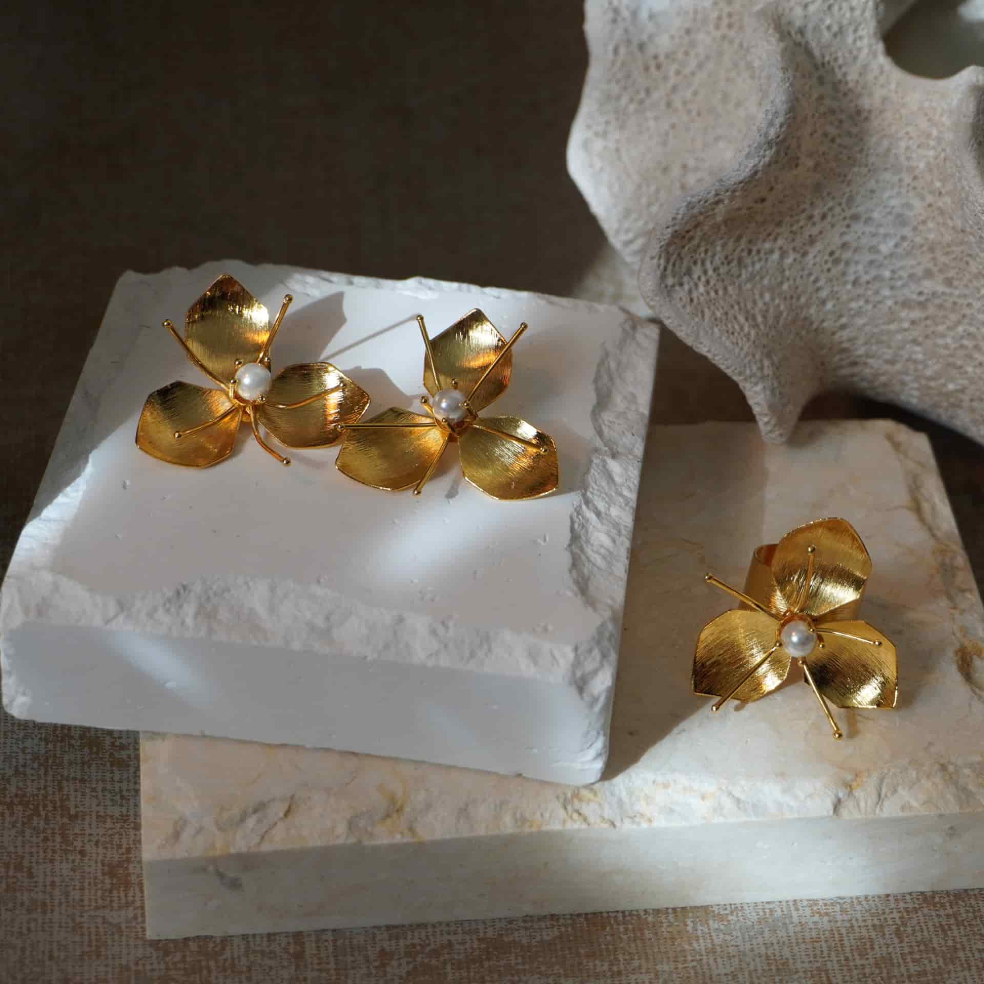 Pearl Flower Ring - miniatura 5