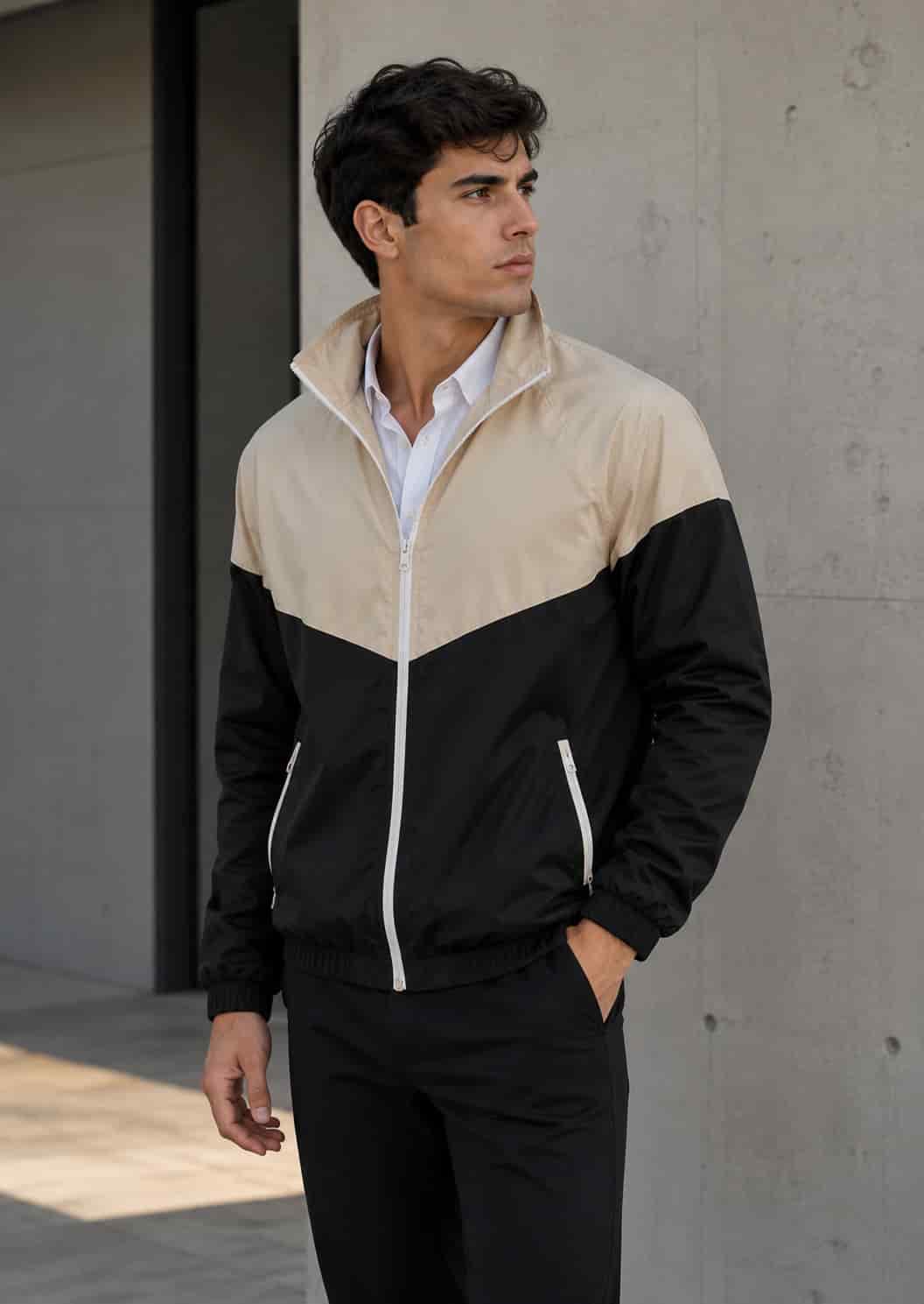 Chaqueta Aerofusion Beige Outlet - miniatura 1