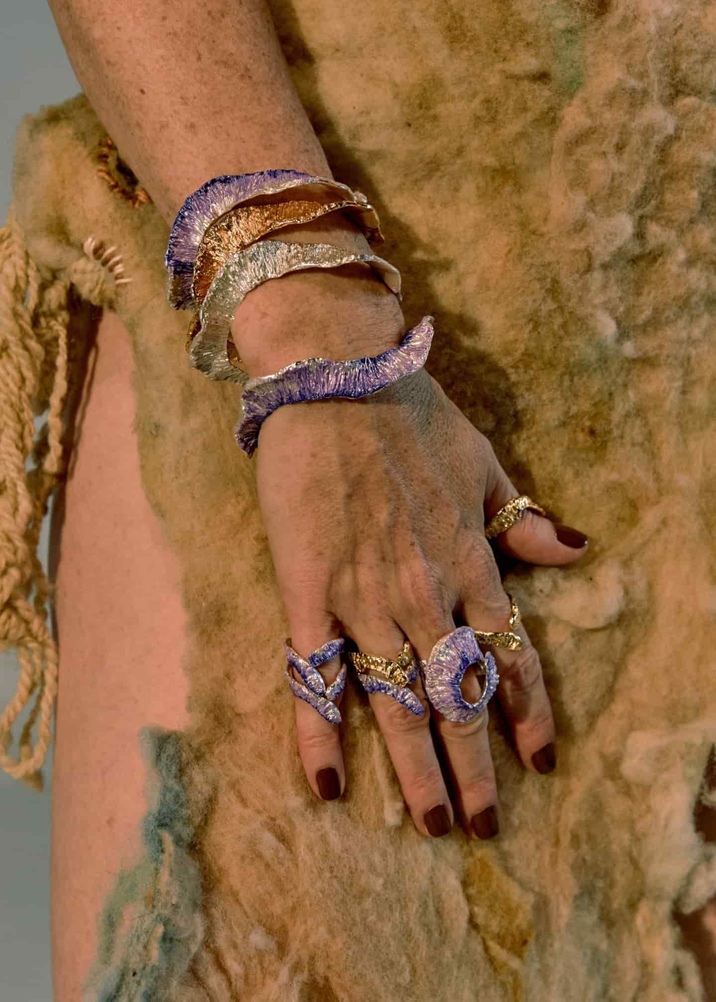 Brazalete viaje en la Oscuridad - miniatura 2
