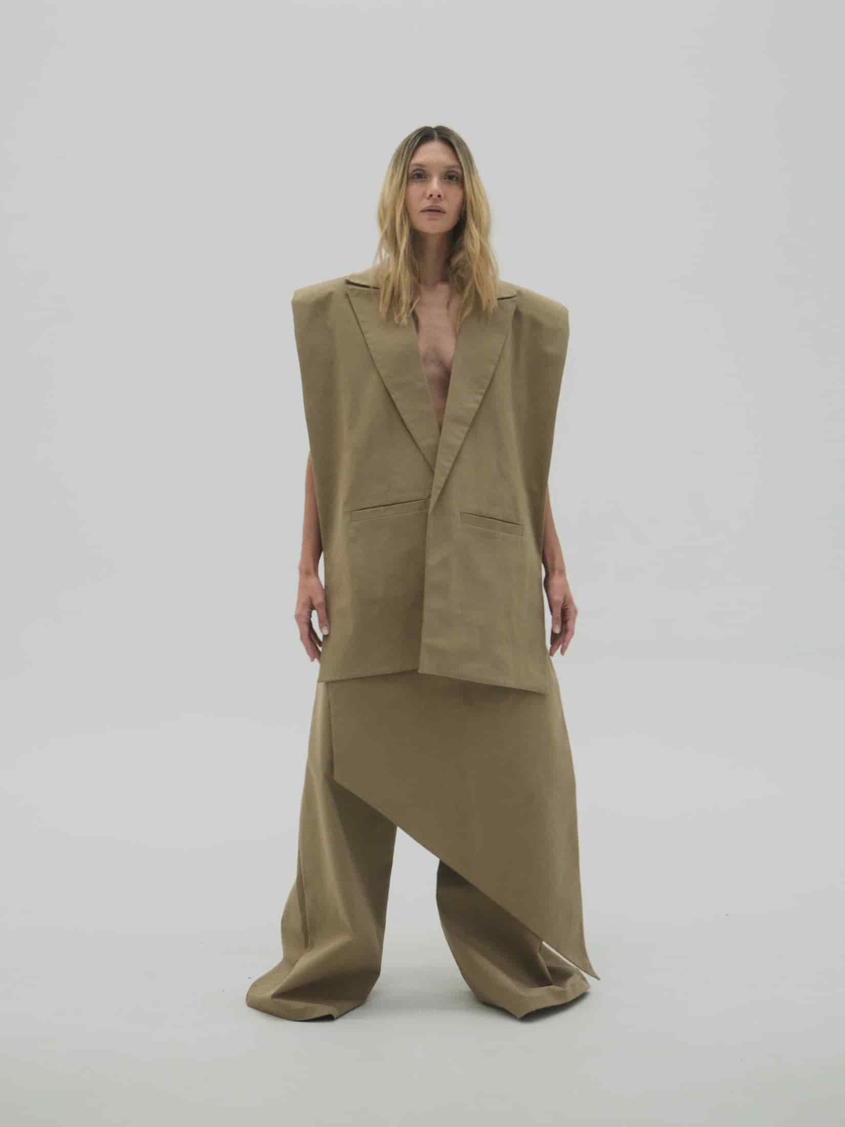 Pantalón oversize con falda removible hombre - miniatura 3