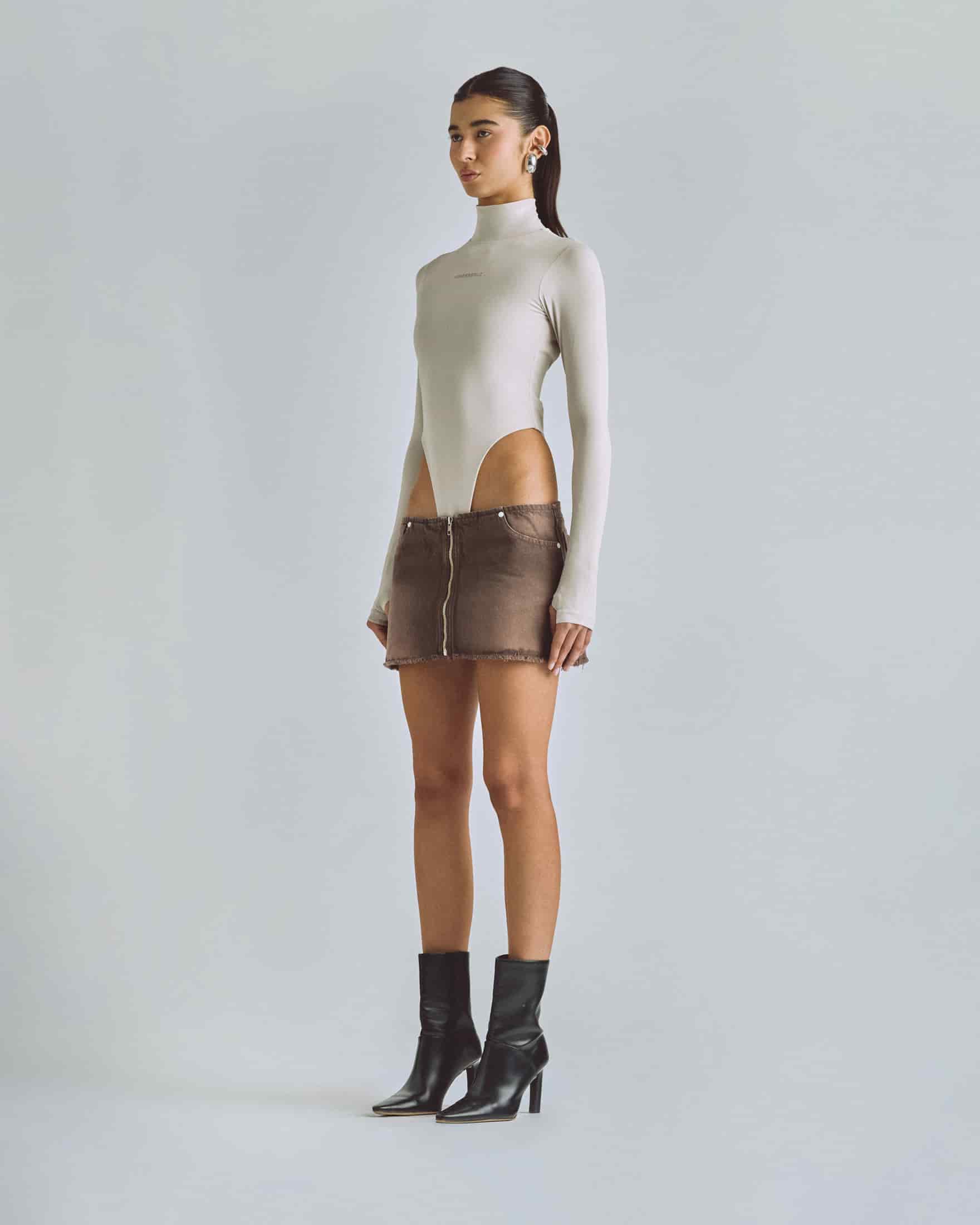 Basics Turtleneck Backless Body White - miniatura 10