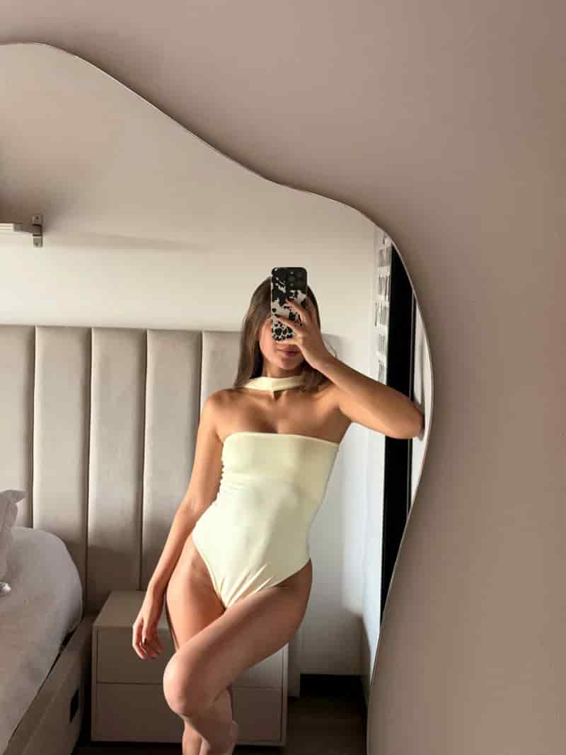 Body Strapless Lia - Butter Yellow - miniatura 6