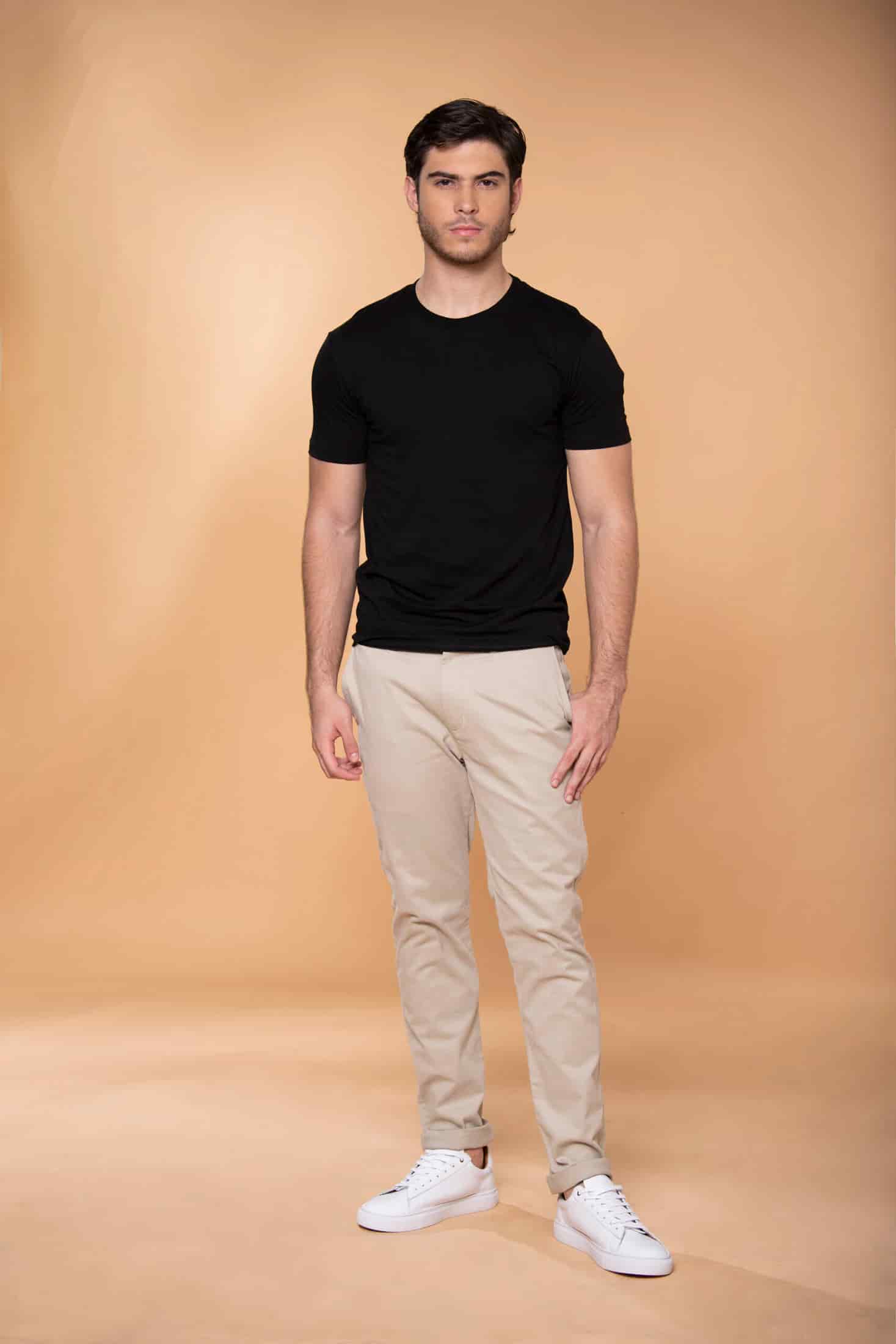 Camiseta 100% Algodón Pima Negro - miniatura 2