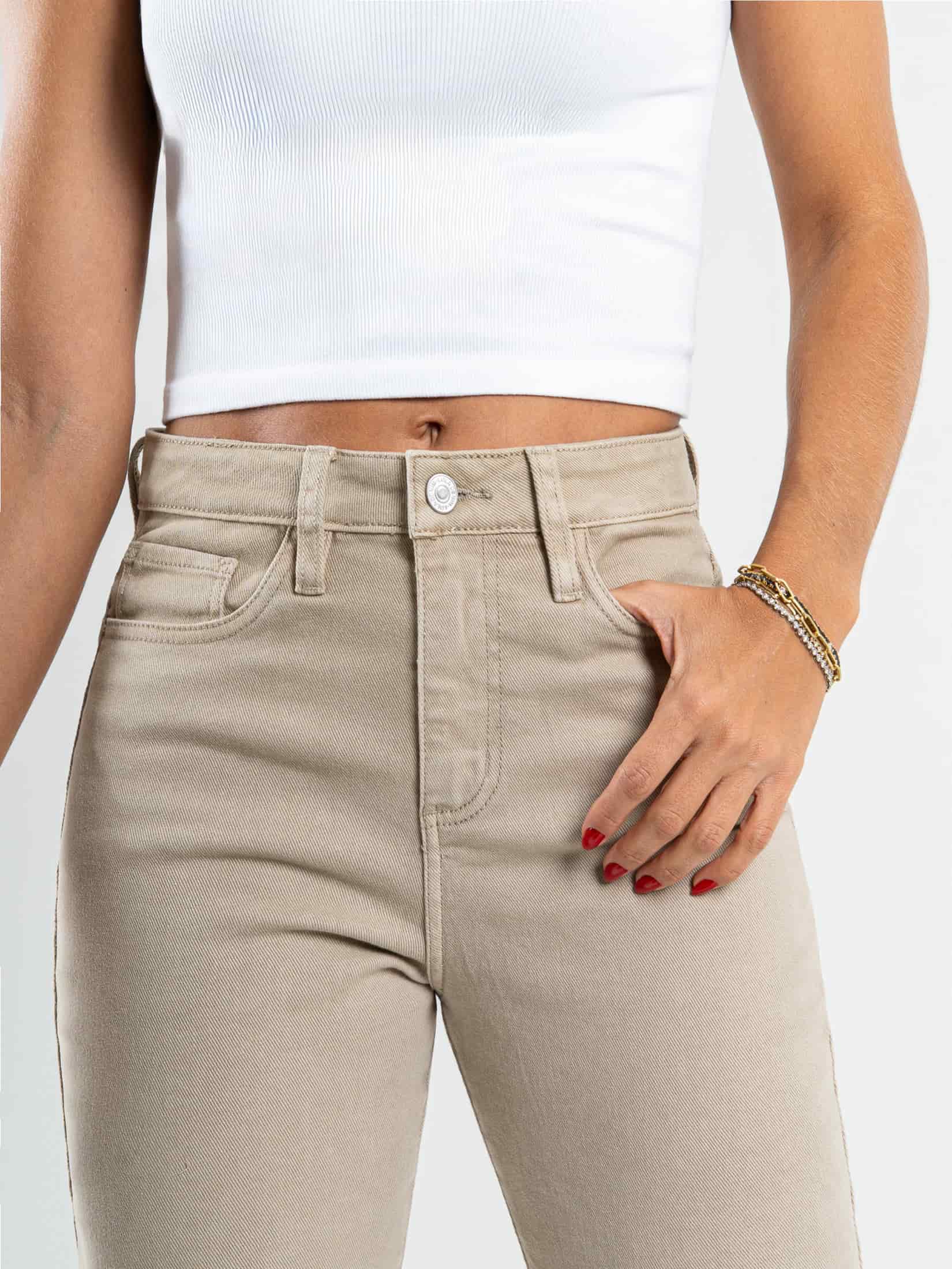 Ref: 069851 Pantalón mom fit stretch, tiro alto, tono arena. - miniatura 4