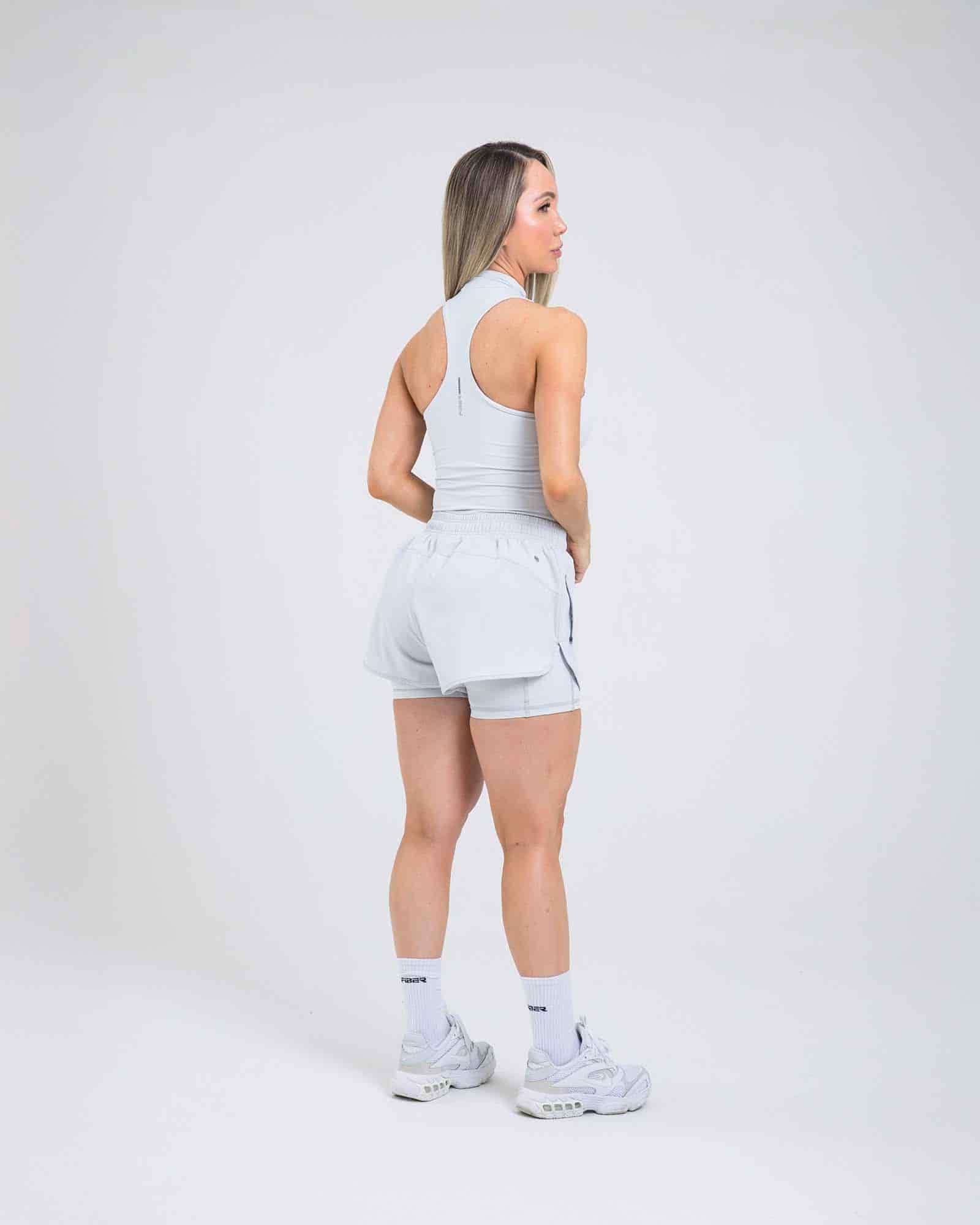 Short running trail dual gris cloud outdoor FIBER - miniatura 3