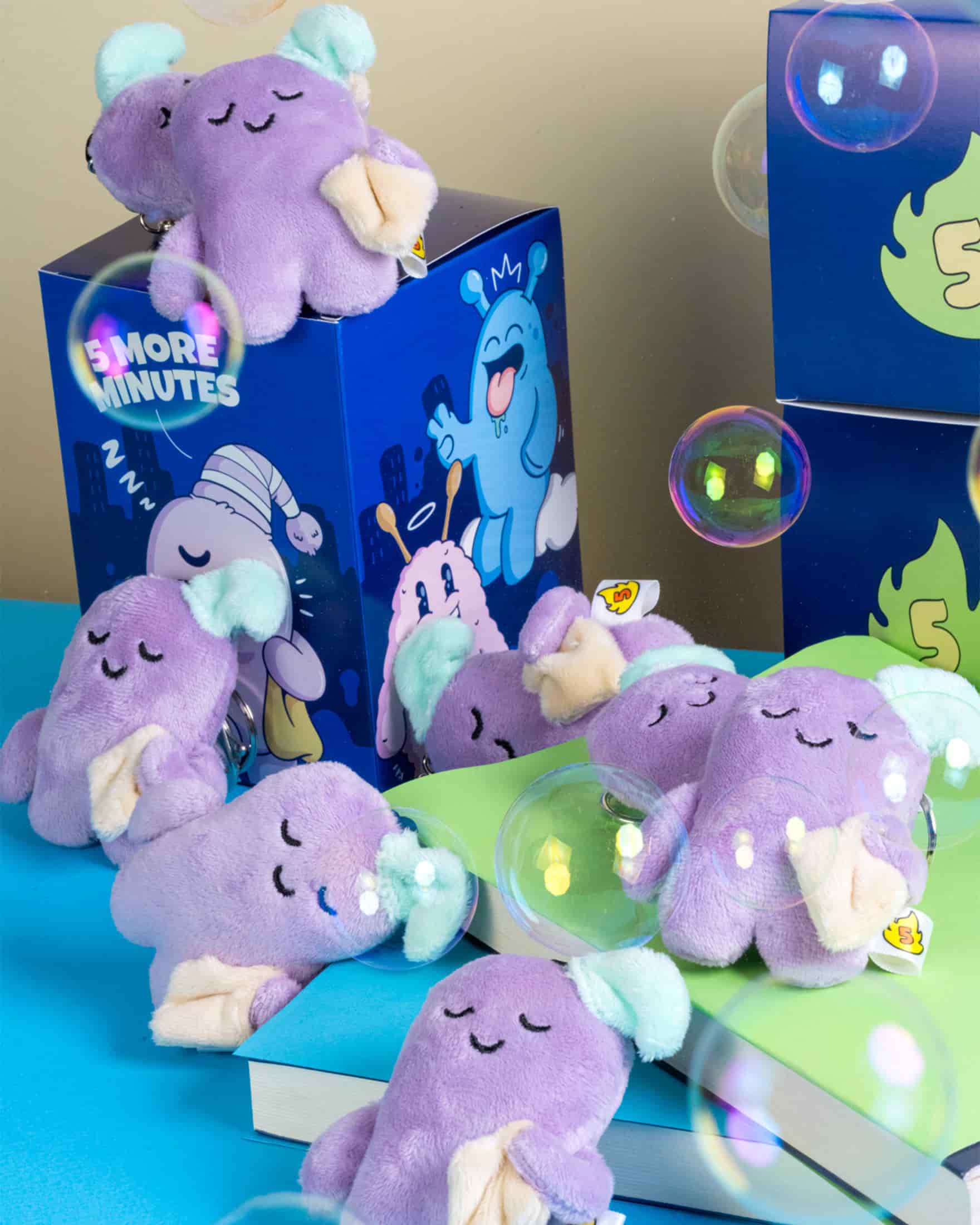 5 more minutes Charm - miniatura 1