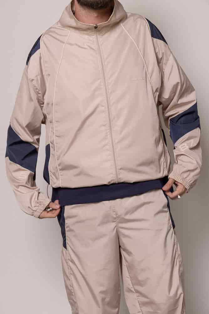 SET CHAQUETA Y SUDADERA ANTIFLUIDO-BEIGE - miniatura 8
