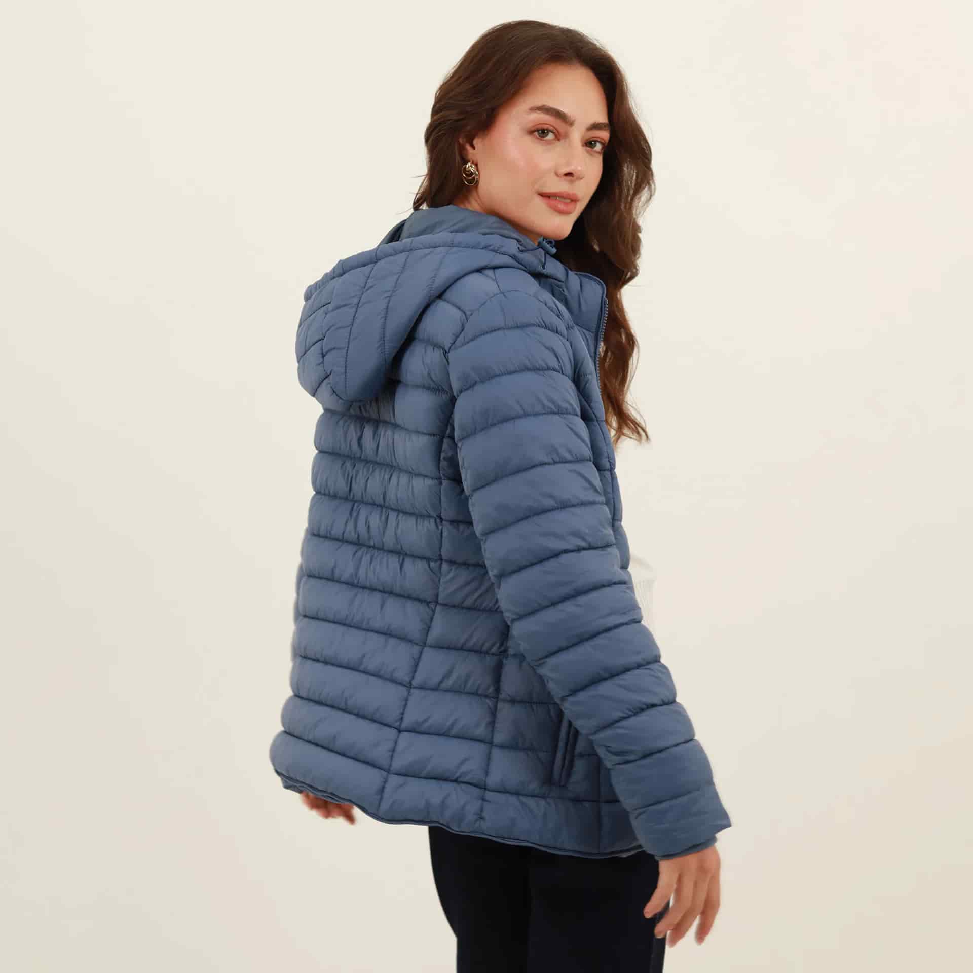 Chaqueta acolchada básica cuello alto con capucha - miniatura 7