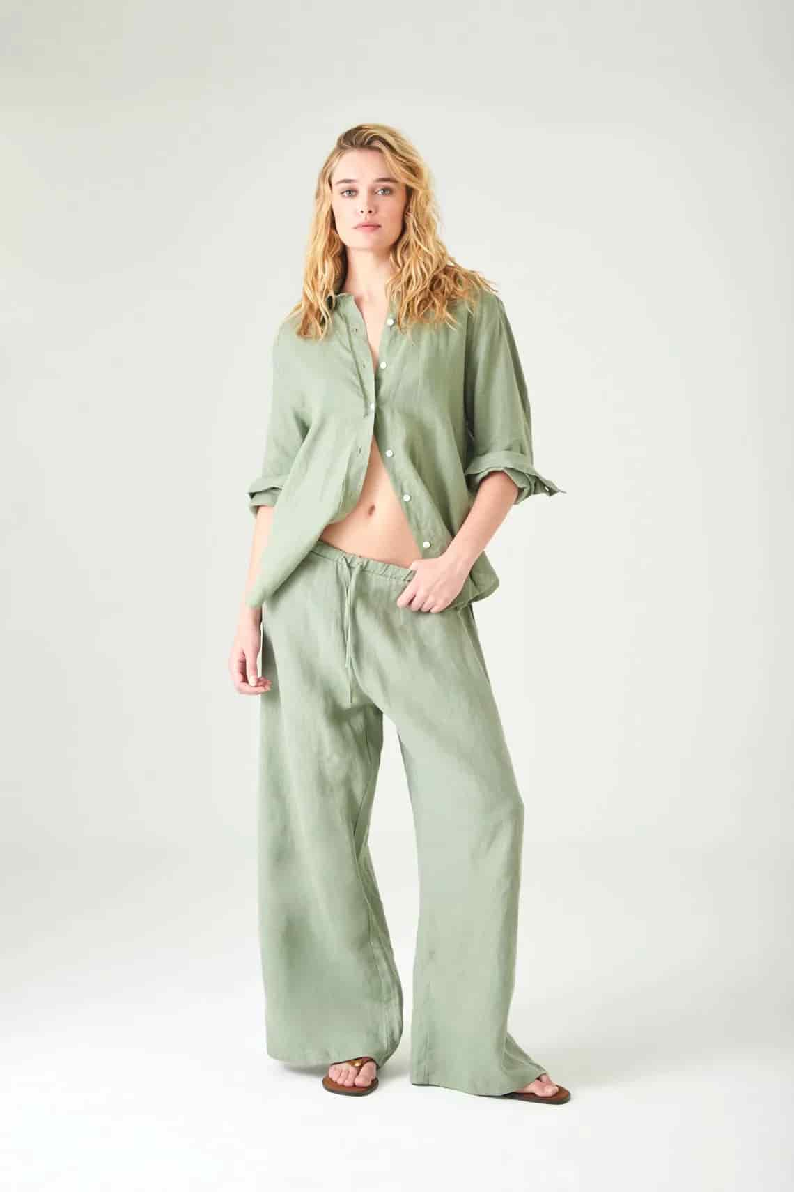 Pantalón pierna ancha con pretina elástica en lino verde salvia para mujer - miniatura 1