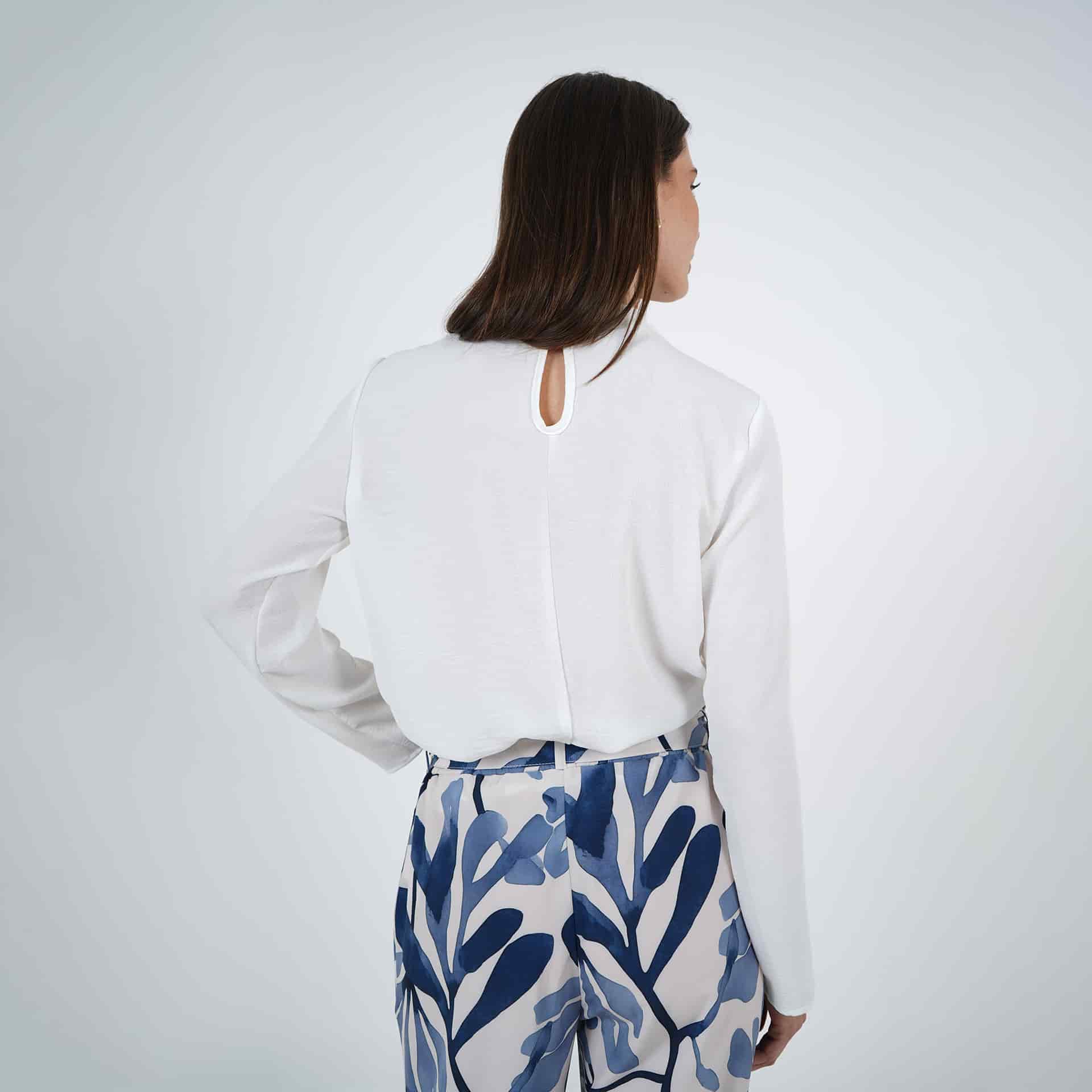 Blusa Cuello Alto Manga Larga - miniatura 4