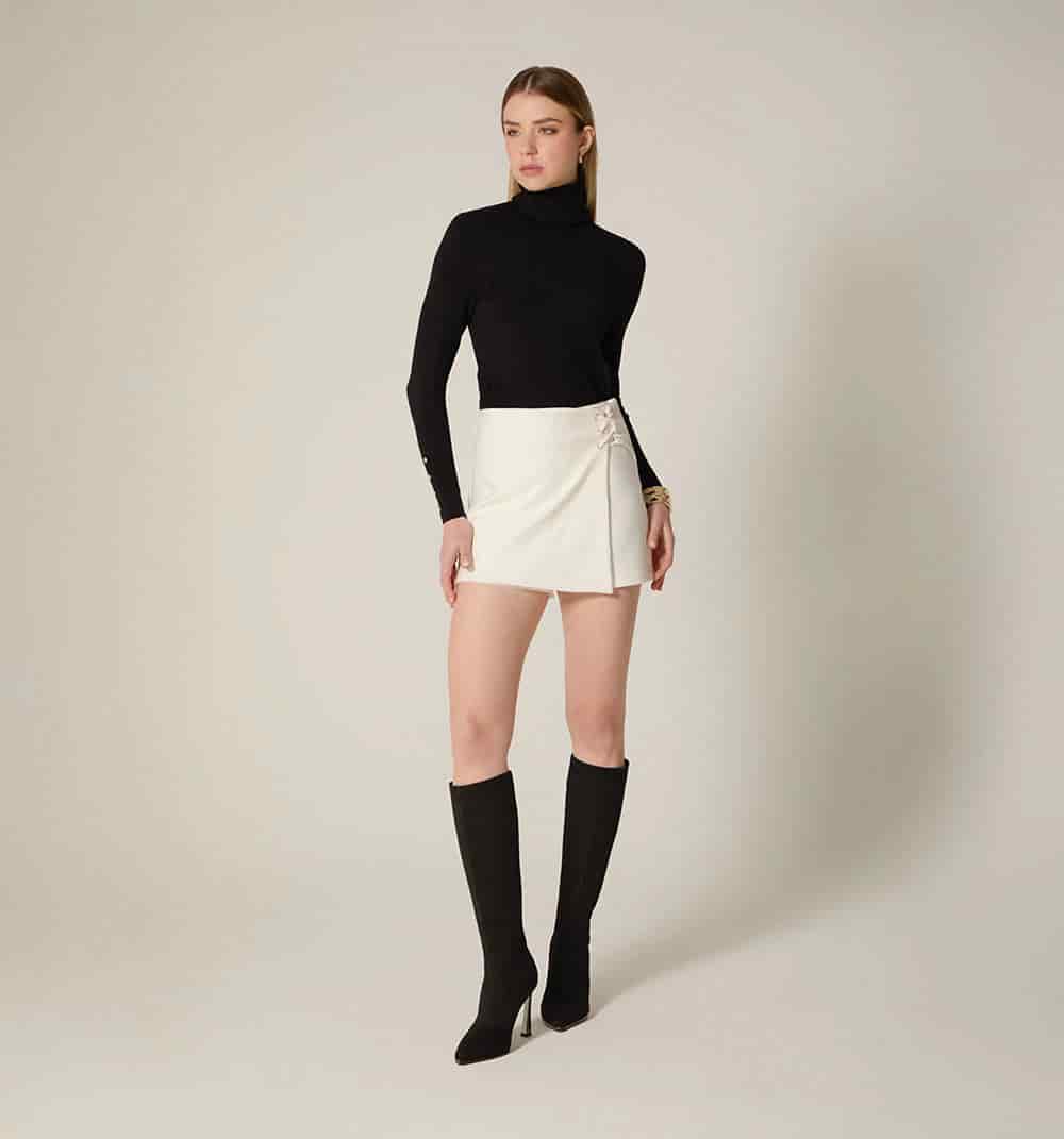 Falda short con cruce de tiras - miniatura 2
