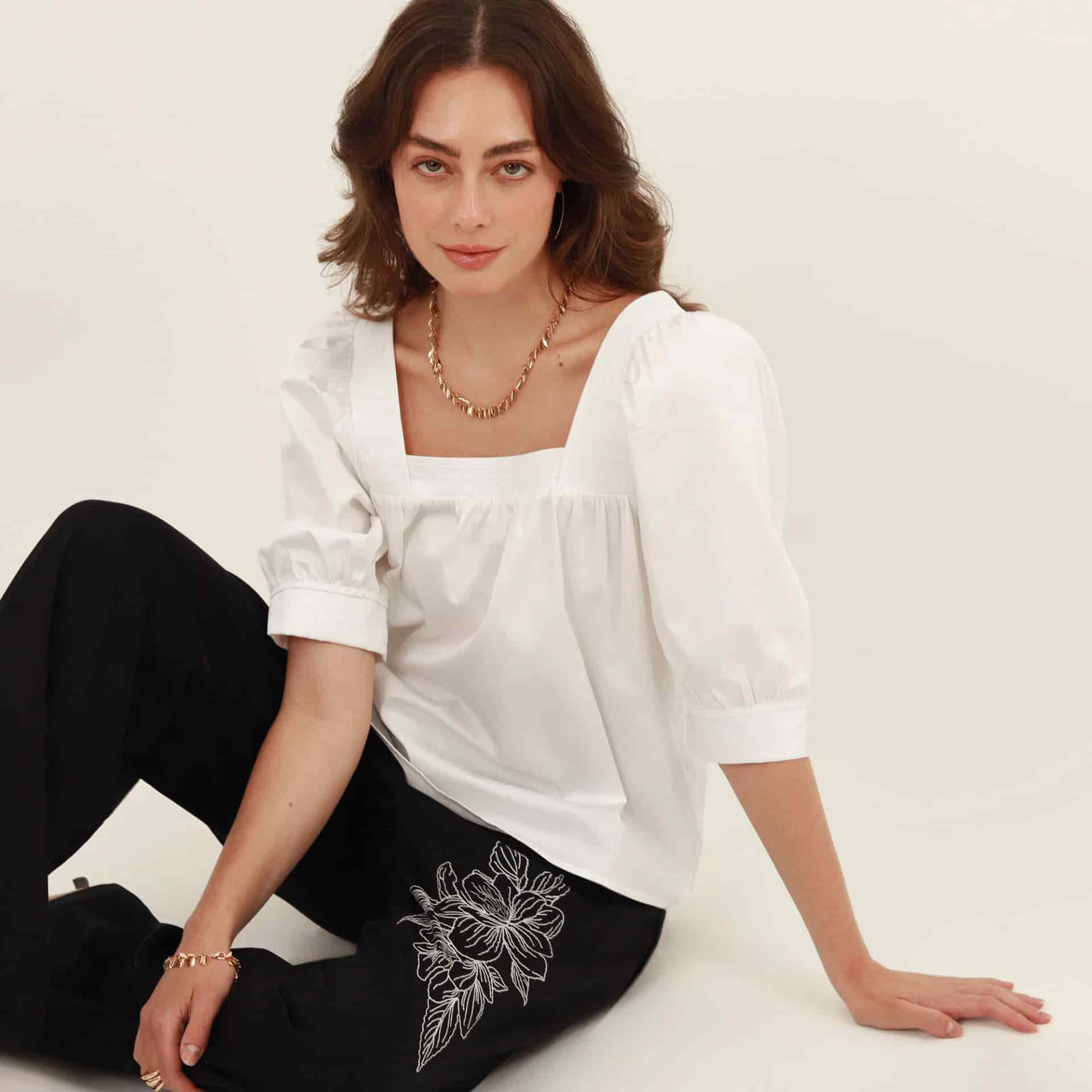 Blusa ancha cuello cuadrado manga globo 3/4 - miniatura 4