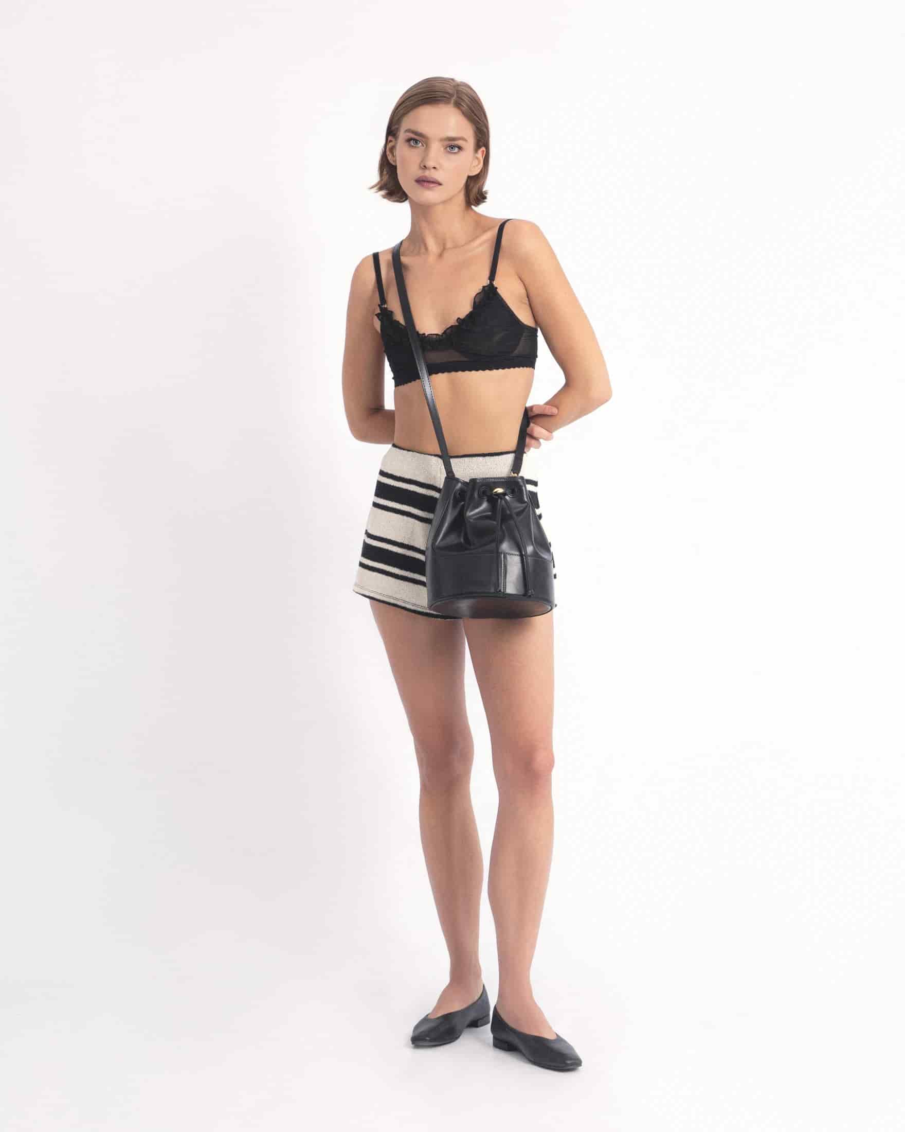 Bucket Black Leather Bag - miniatura 3