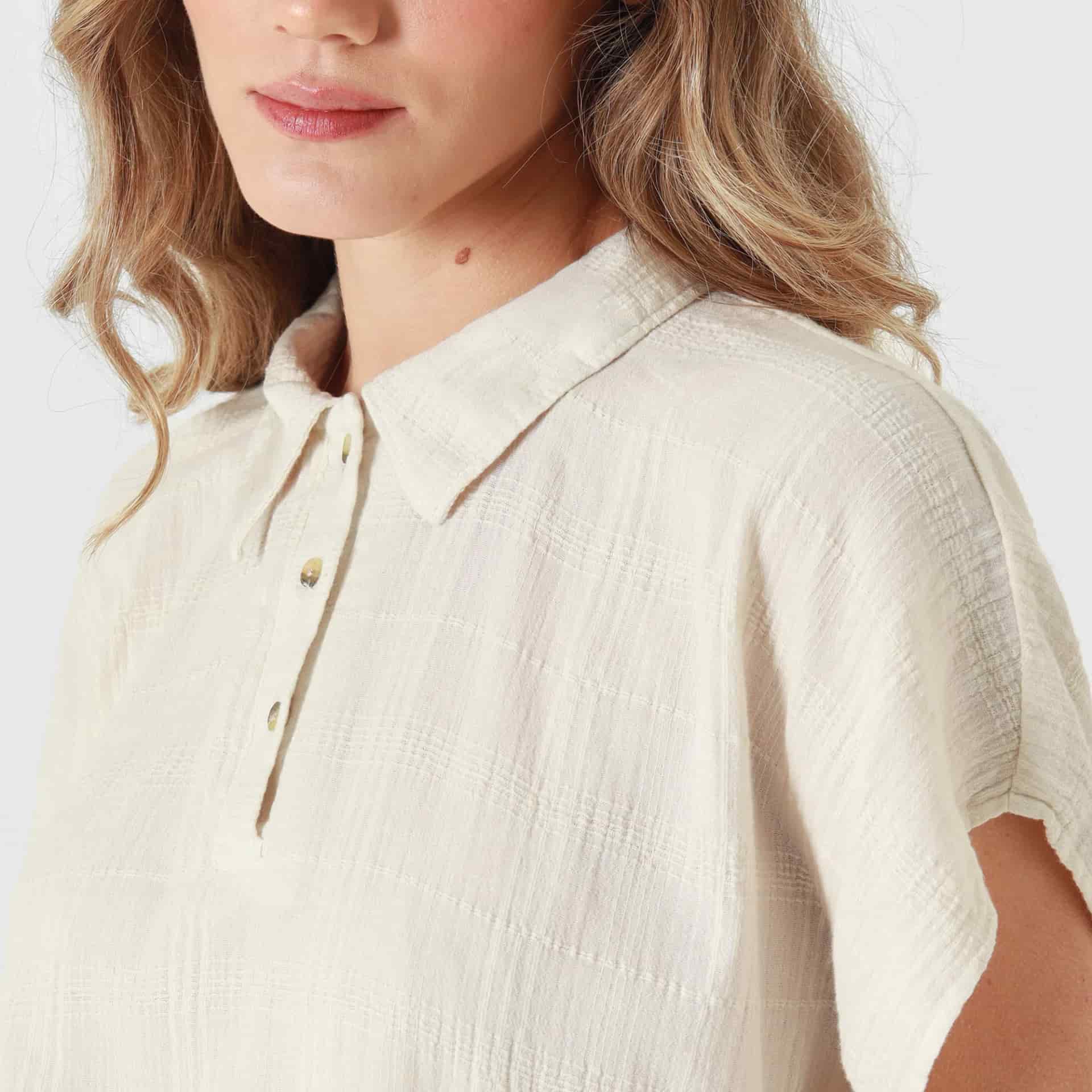 Blusa Cuello Sport Manga Corta - miniatura 2