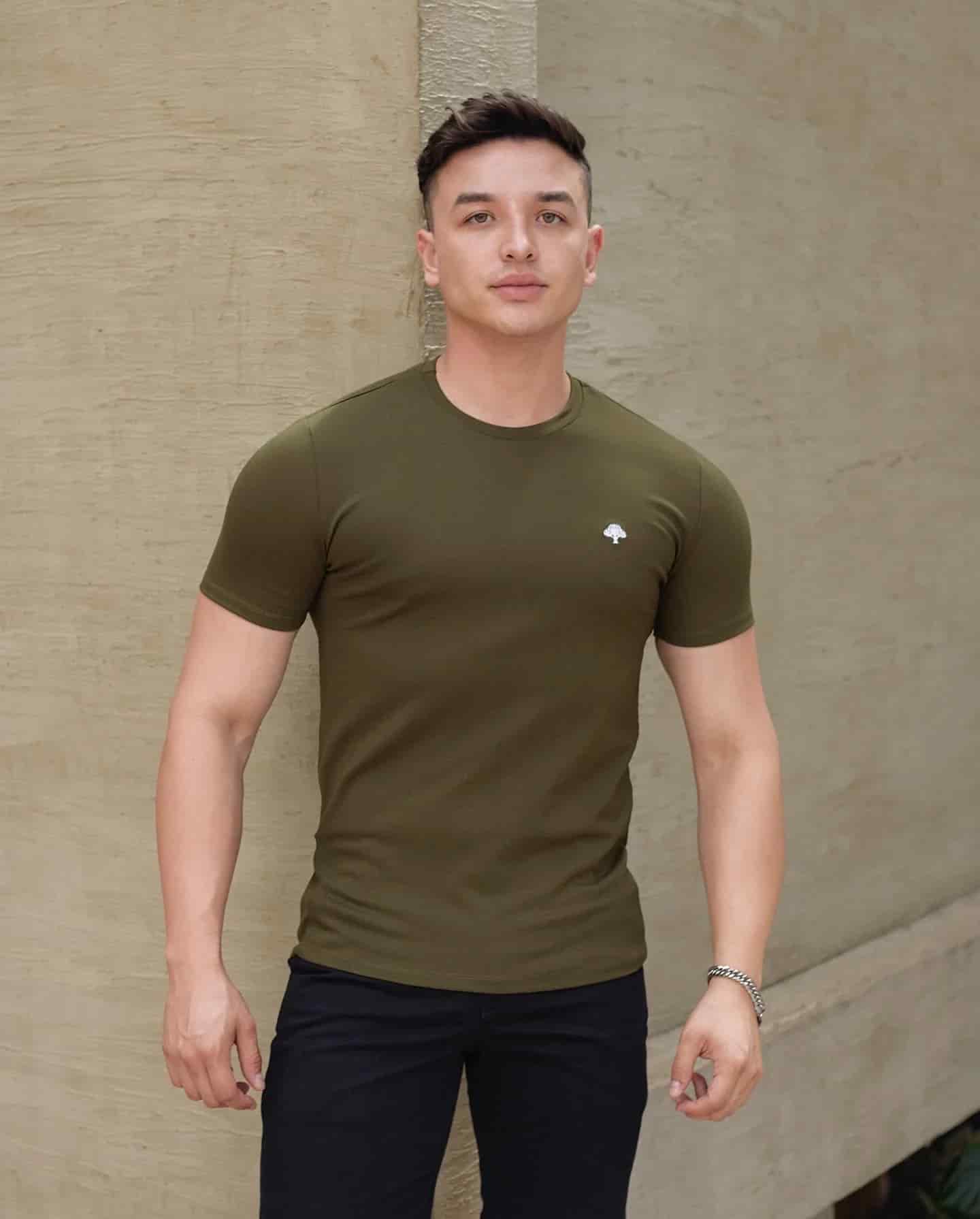 T-Shirt Verde Militar - miniatura 1