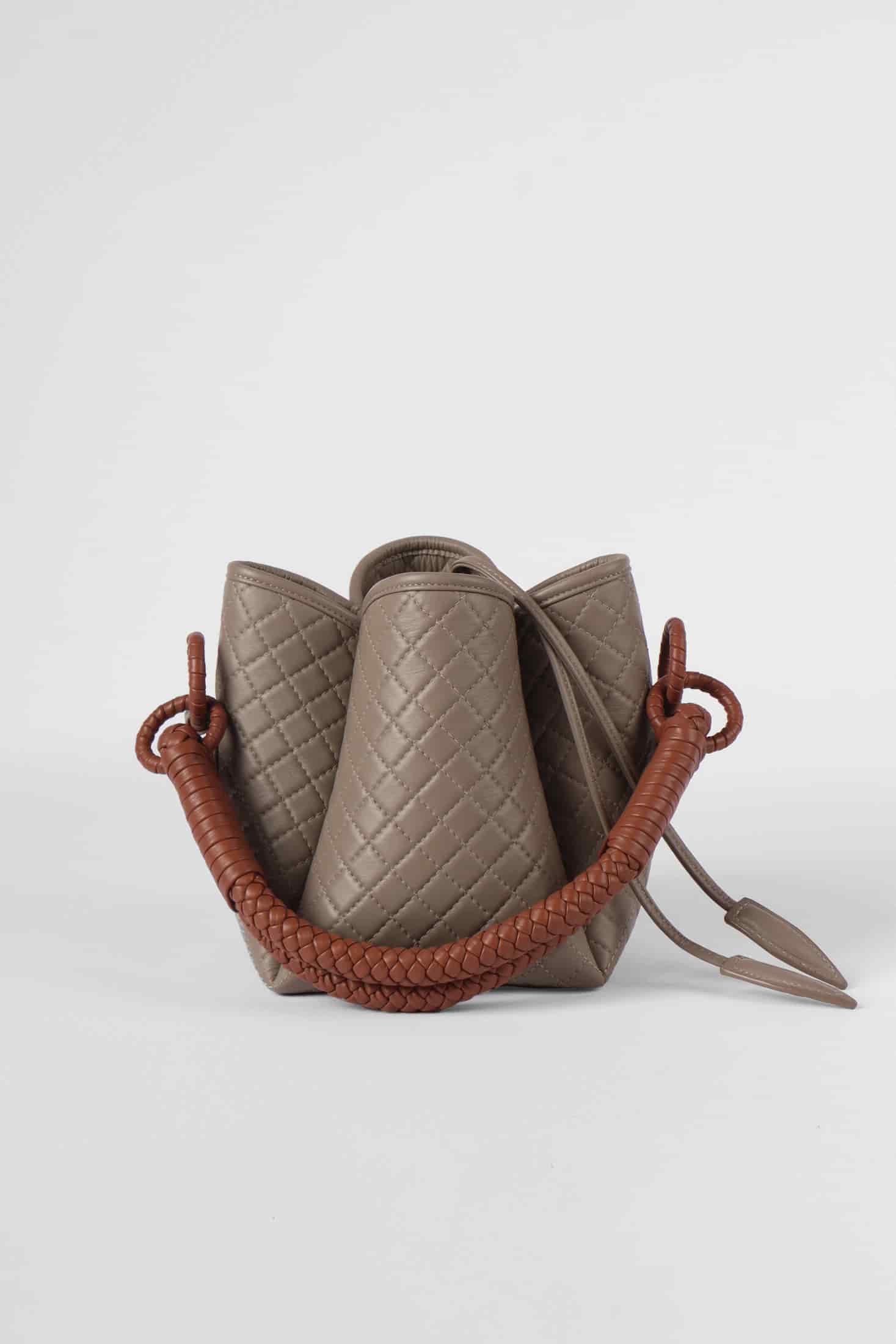 Tulip Mini Bucket Bag, Taupe & Brandy - miniatura 1