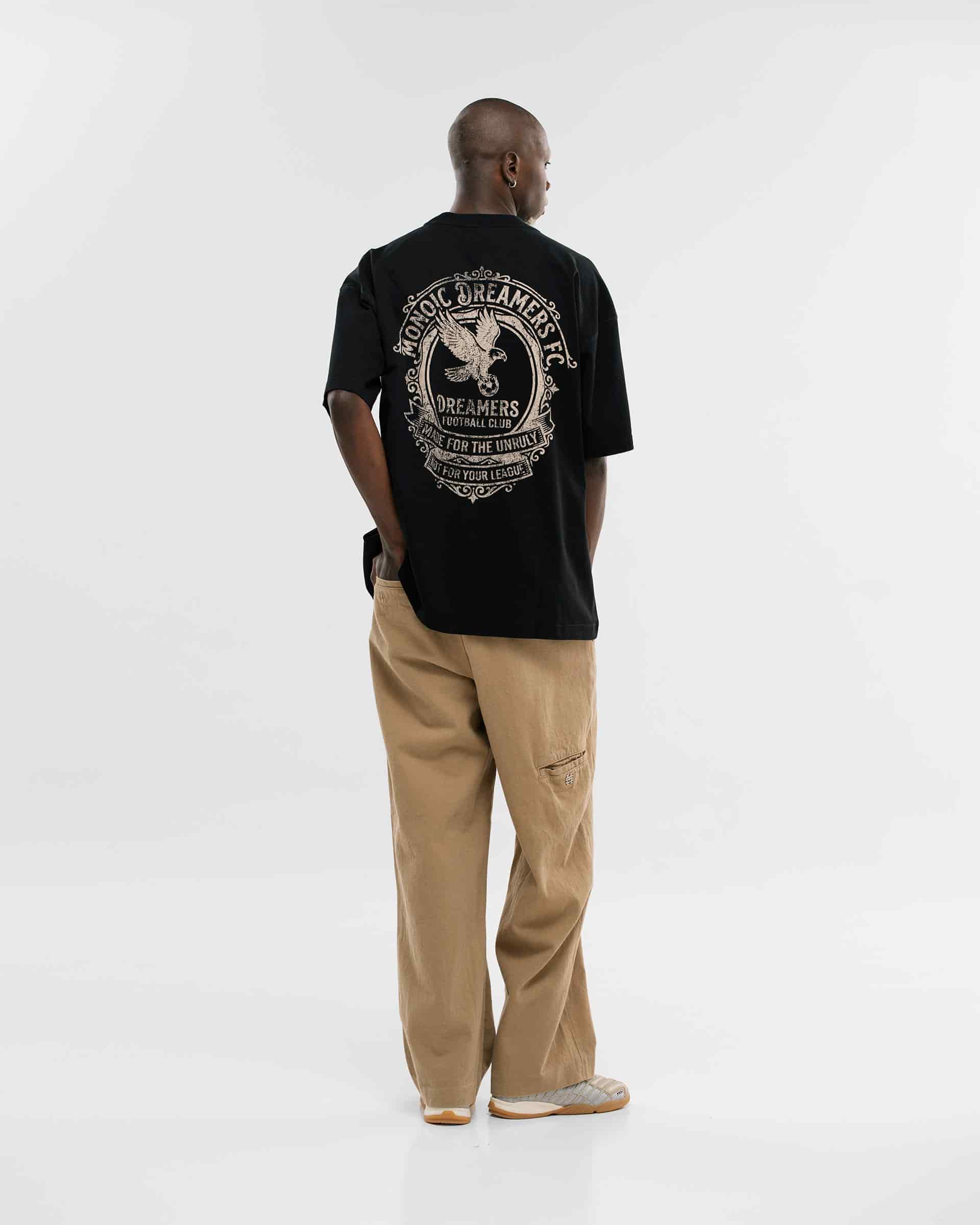 Camiseta Oversized Dreamers Club - Negro Oscuro - miniatura 4