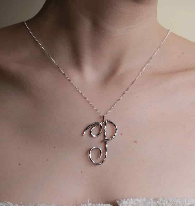 MERINGUE INITIALS NECKLACE - miniatura 1