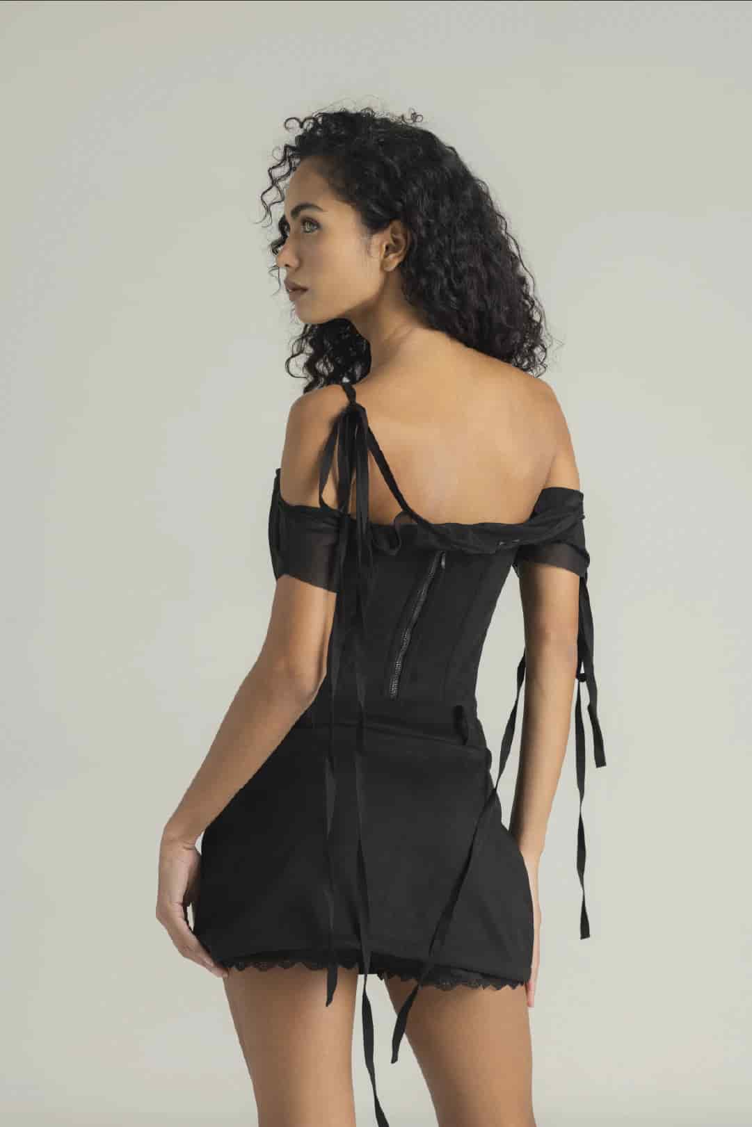 SET CORSET, FALDASHORT & BLUSA VICTORIA NEGRO - miniatura 2