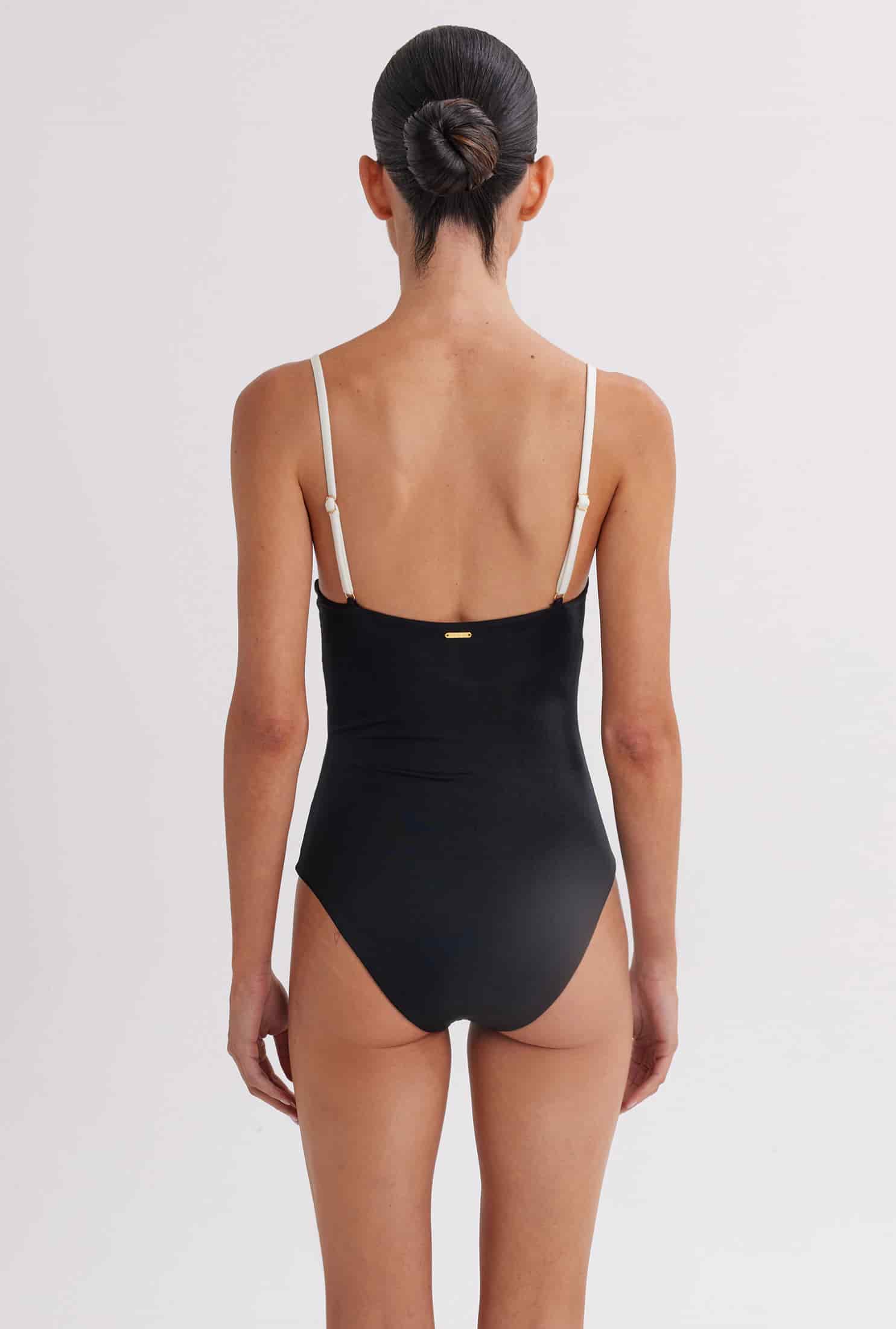 Vestido de Baño Enterizo Elara Black - miniatura 3