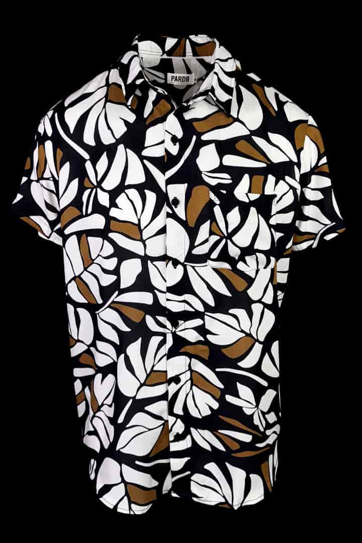 Camisa negra hojas - miniatura 2