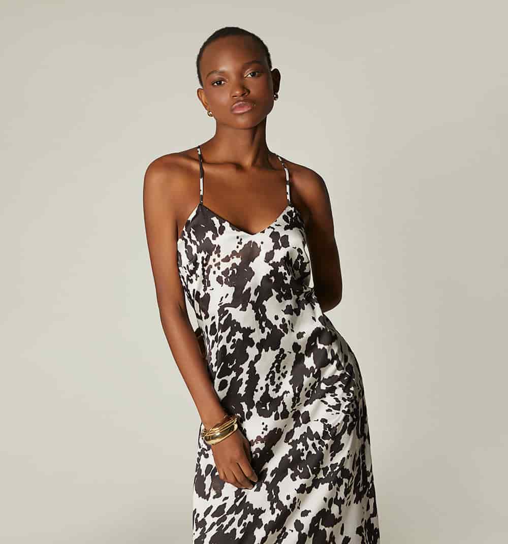 Vestido midi de tiras escote espalda - miniatura 2