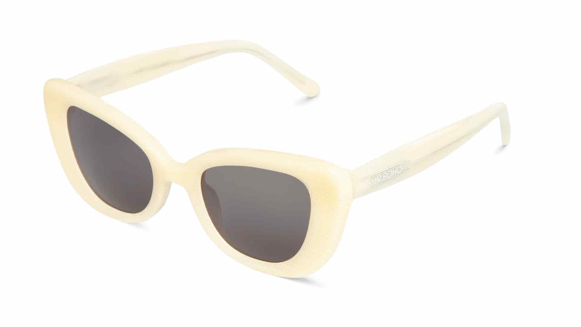COCO CAPARICA WITH CLASSICAL LENSES - miniatura 2