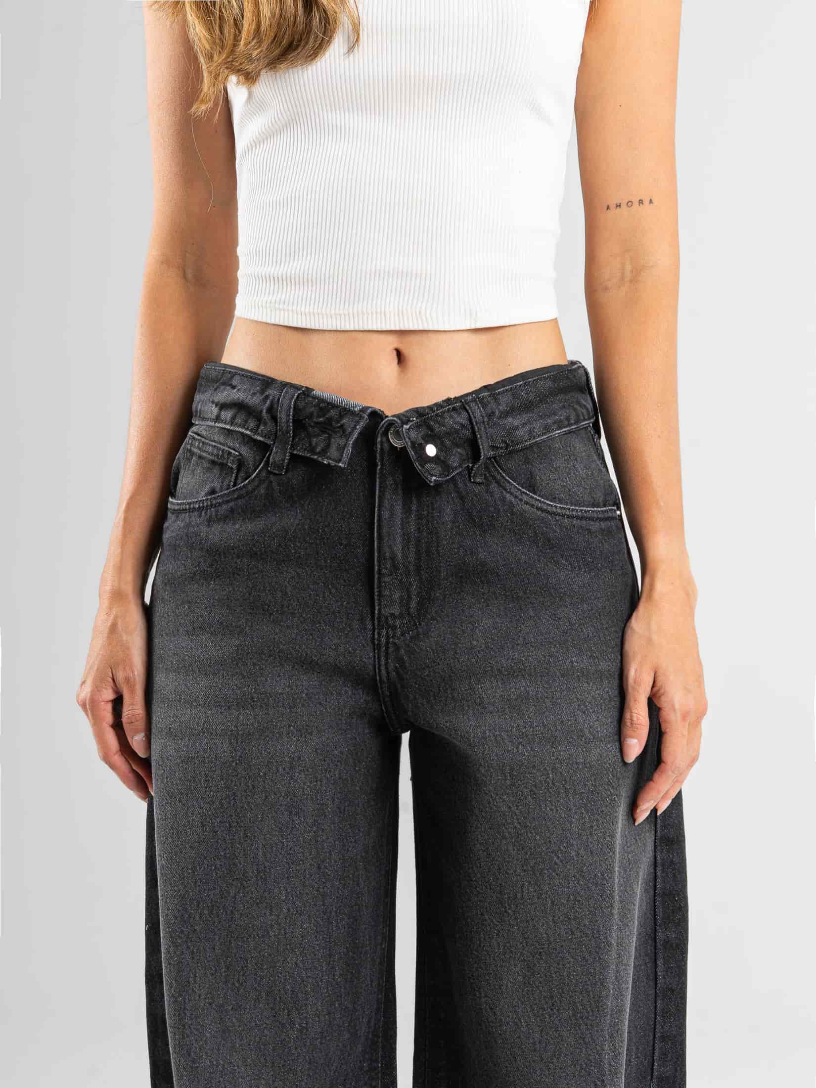 Ref: 066530 Jean wide leg, rígido, tiro medio, detalle en pretina, tono gris oscuro - miniatura 4