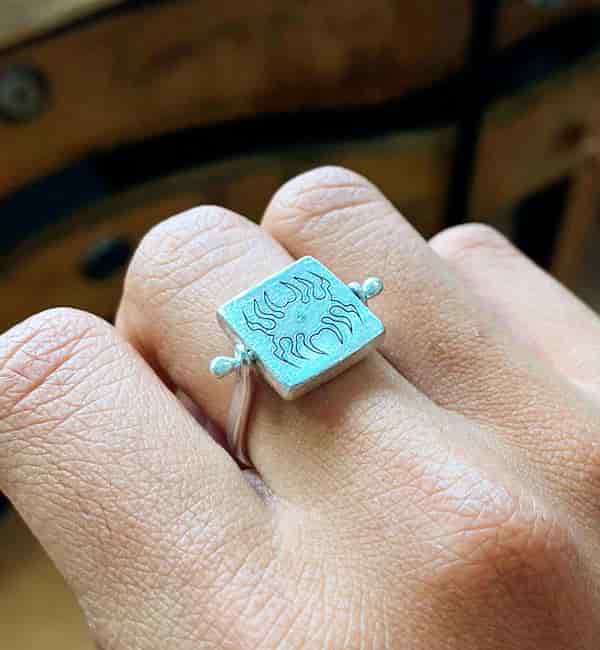 ✴︎ Anillo Ritual 🩸 Cc: caníbal ft. Exuvia ✴︎ En Plata ✴︎ - miniatura 4