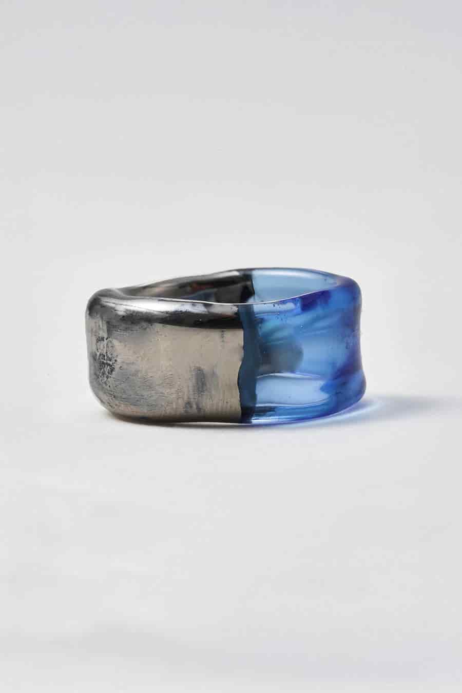 Anillo marino en vidrio y oro blanco - miniatura 1