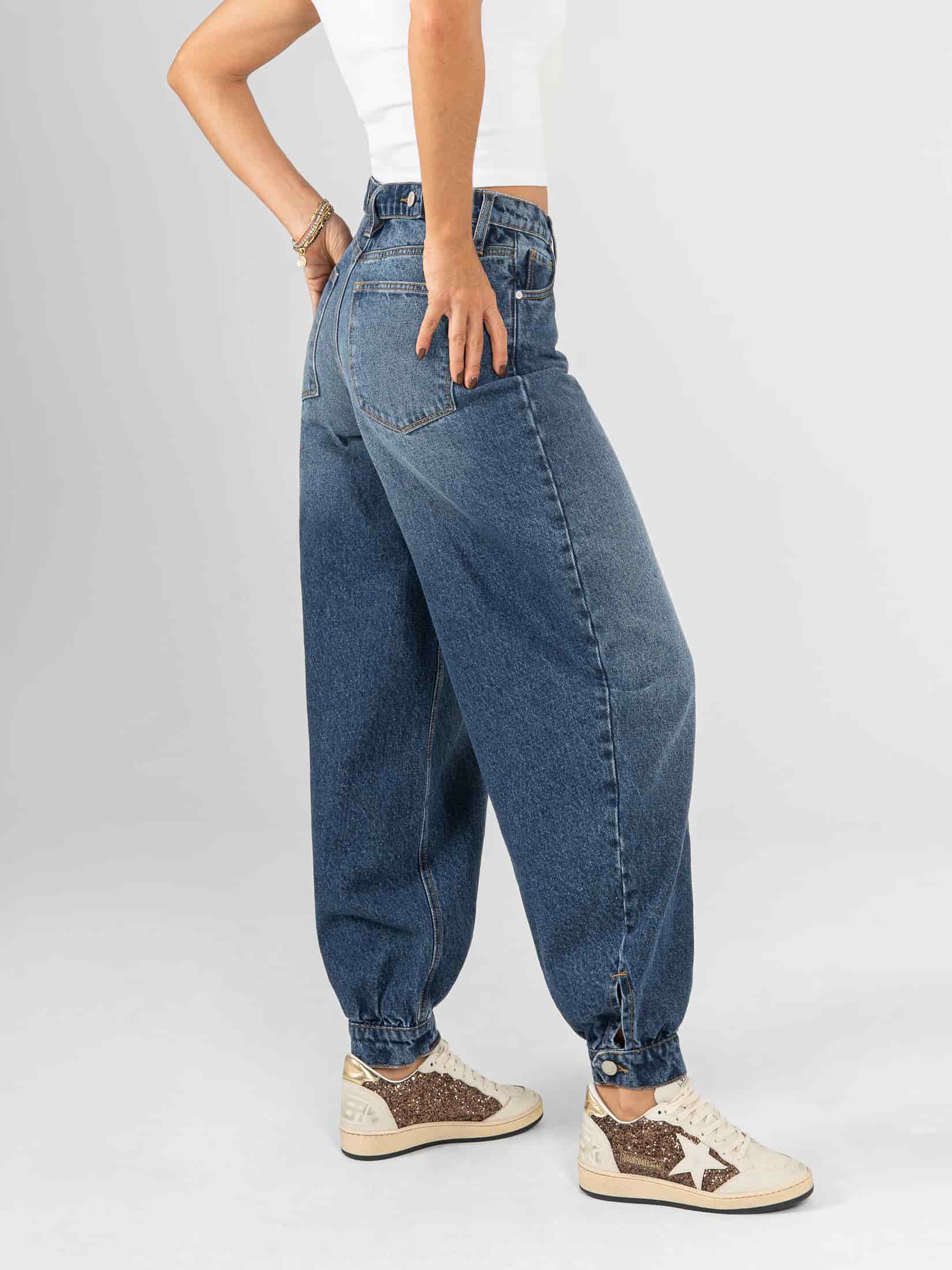 Ref: 066382 Jean baggy cropped, detalle en bota, rígido, tiro alto, tono azul oscuro. - miniatura 4