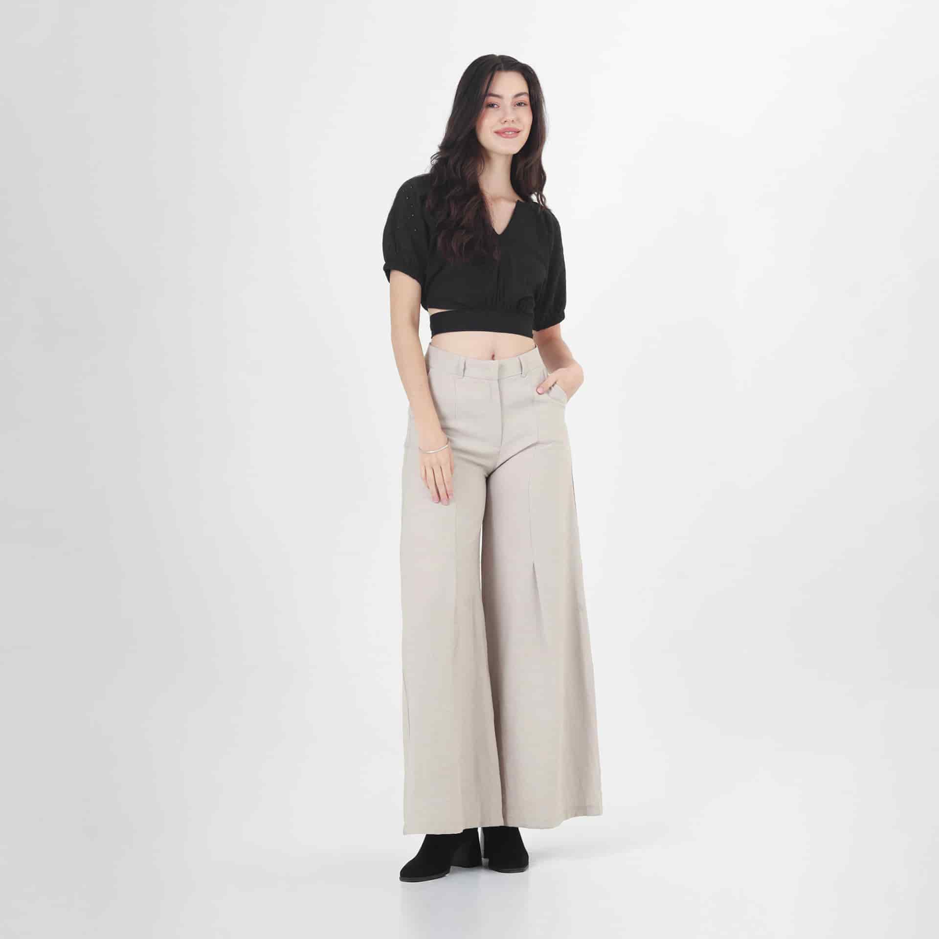 Blusa Cuello V Manga Corta - miniatura 5