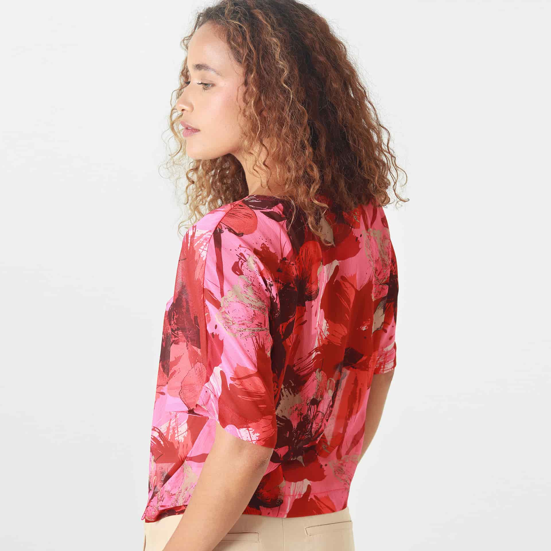 Blusa Cuello V Manga Corta - miniatura 2