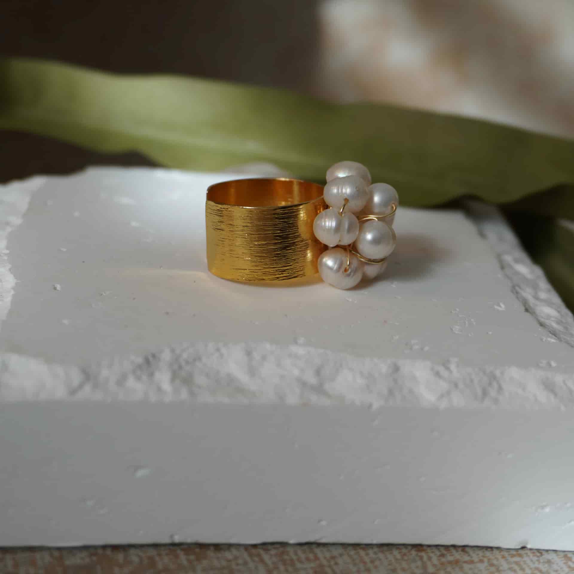 Pearls Ring - miniatura 3
