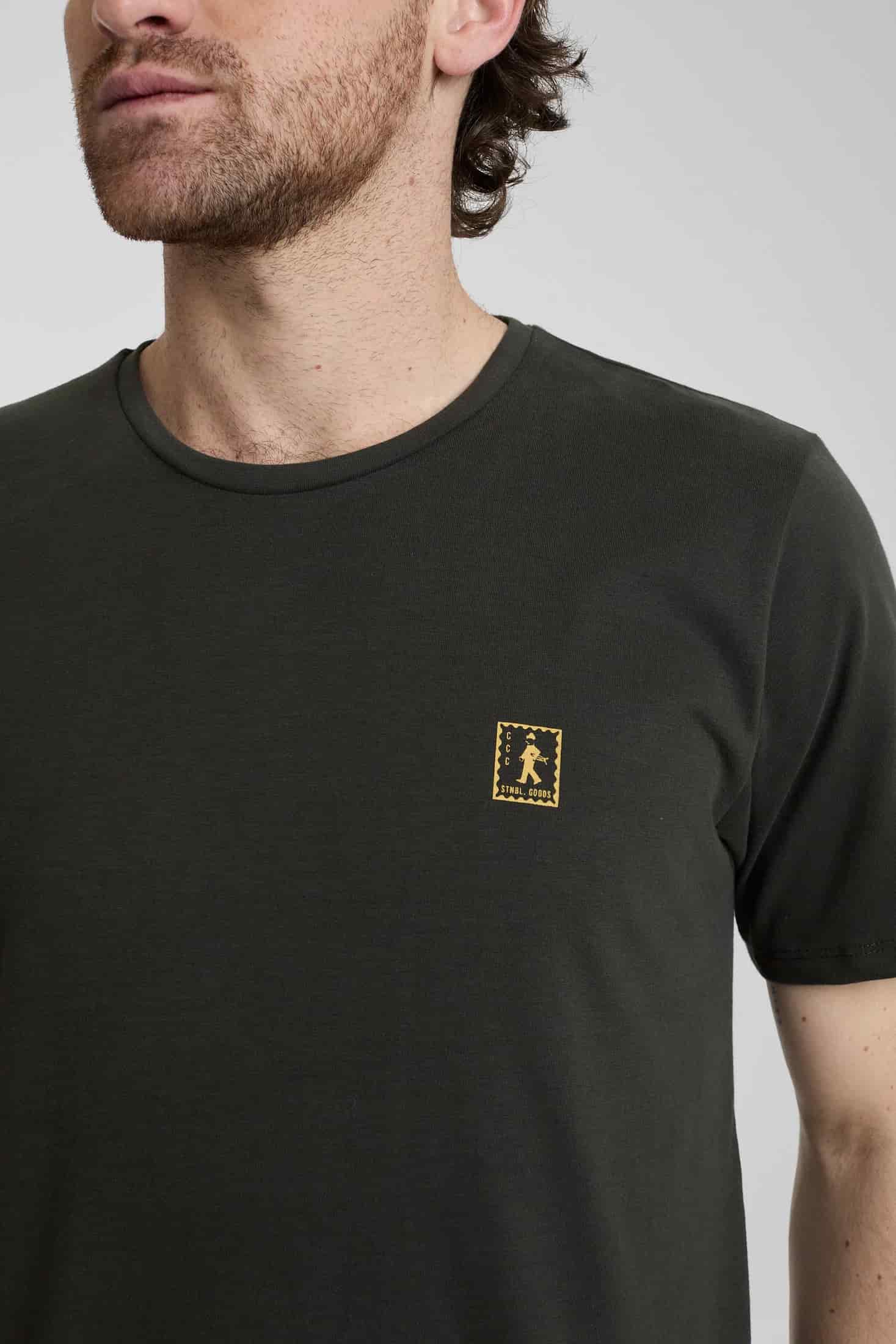 Camiseta Carry The Essentials - miniatura 10