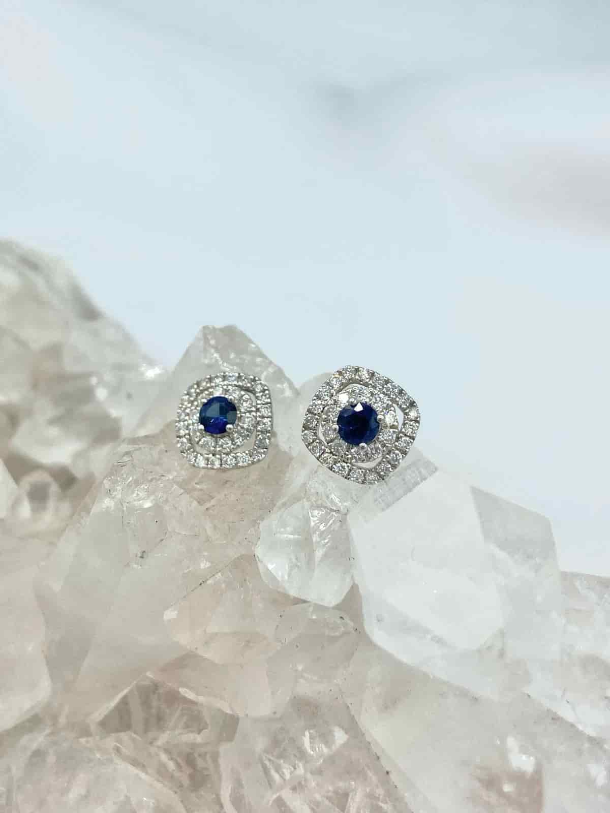 Aretes Zafiro con Diamantes en Oro Blanco 18 k - miniatura 2