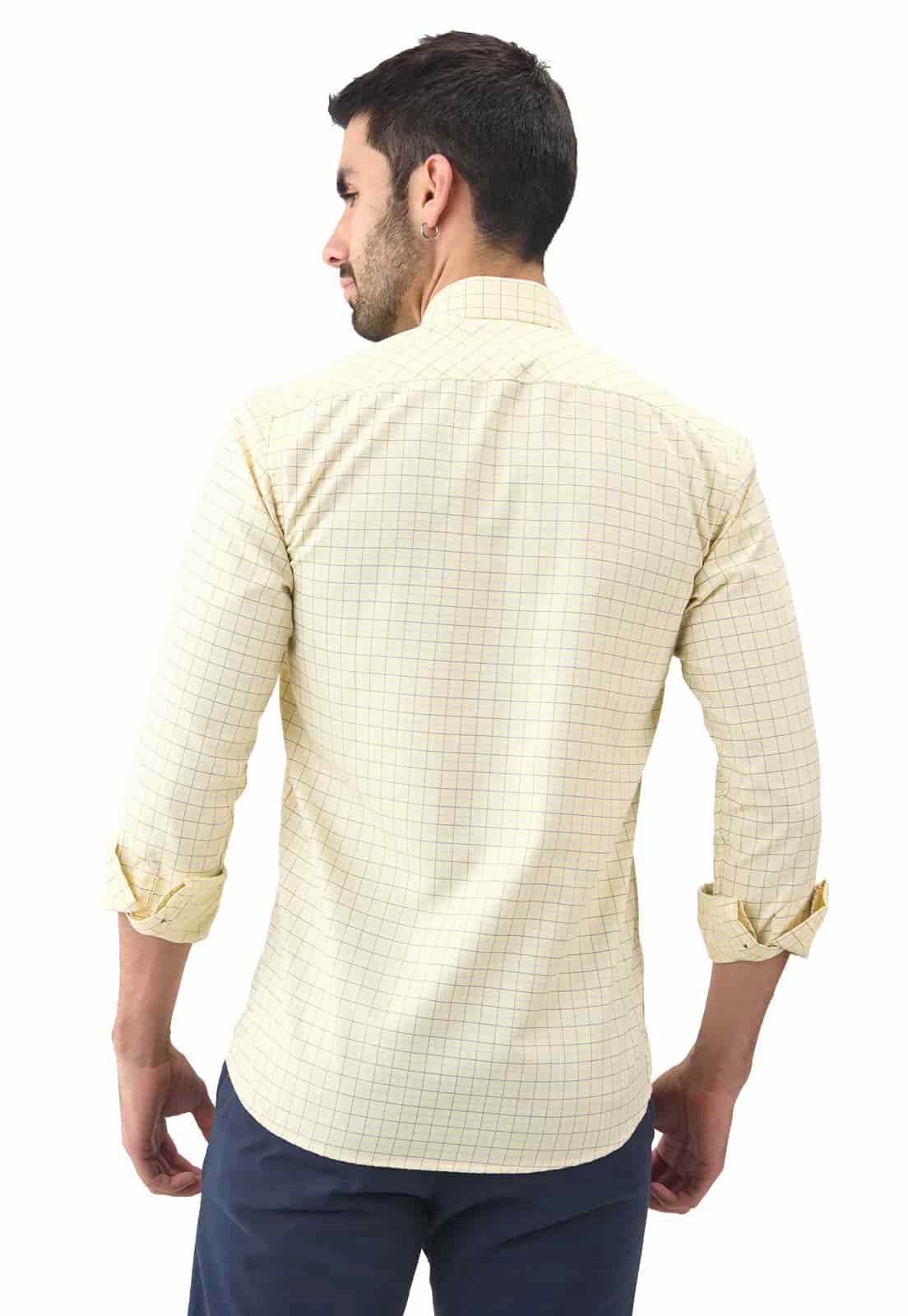 Camisa amarilla a cuadros azules con botón en contraste - miniatura 4
