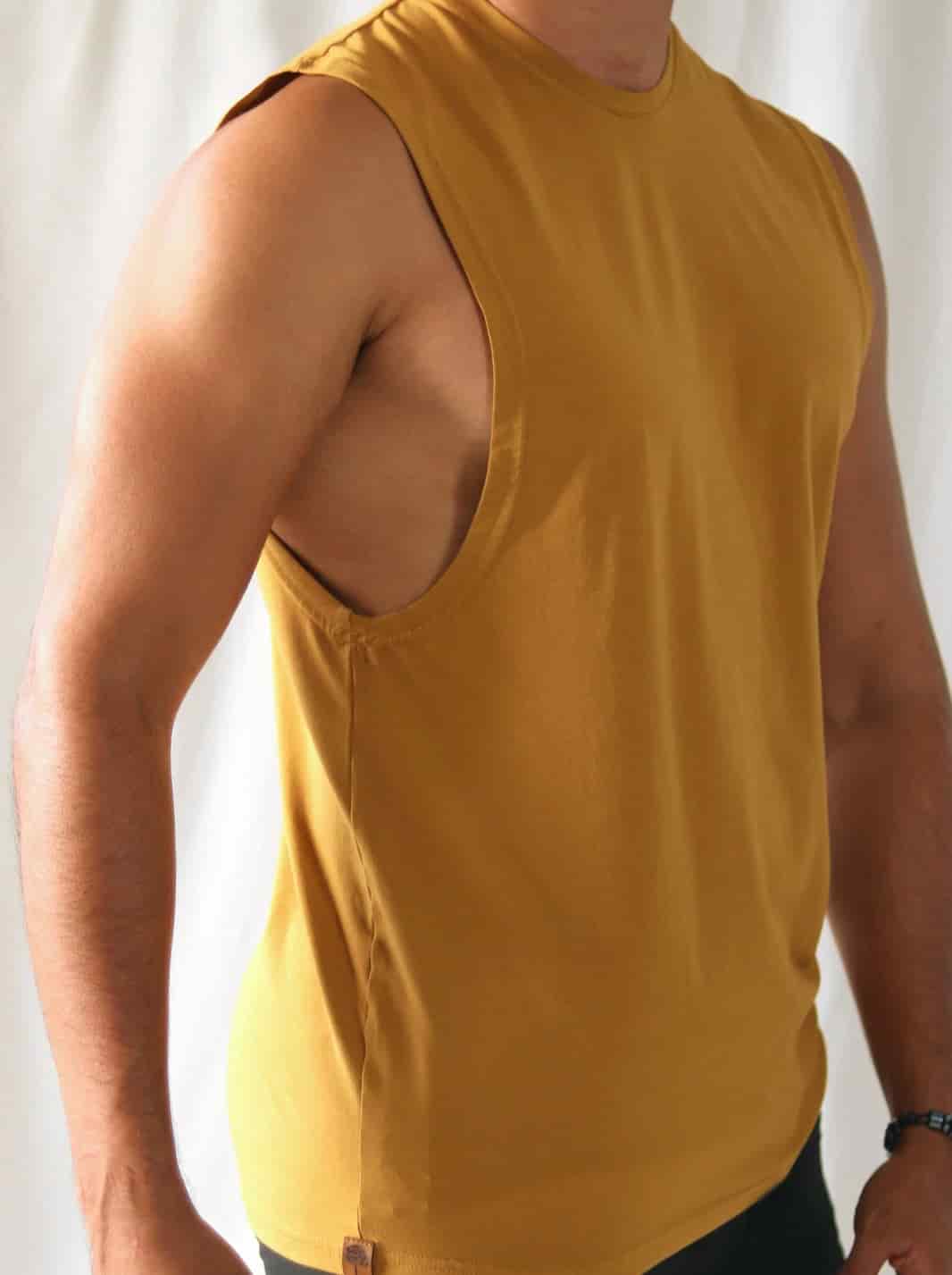 CAMISETA SIN MANGAS - miniatura 1