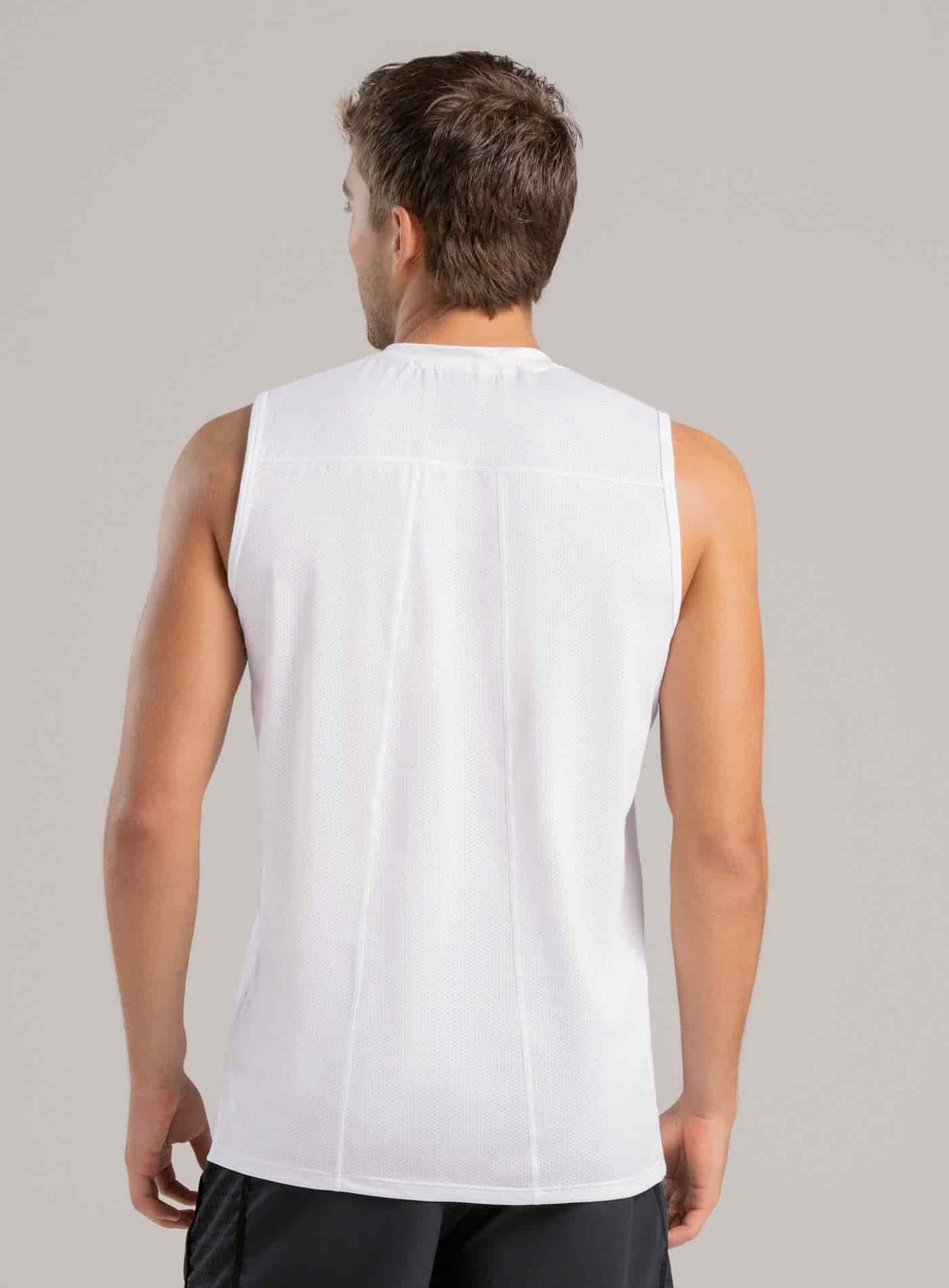 CAMISILLA DEPORTIVA CON ESTAMPADO - miniatura 4
