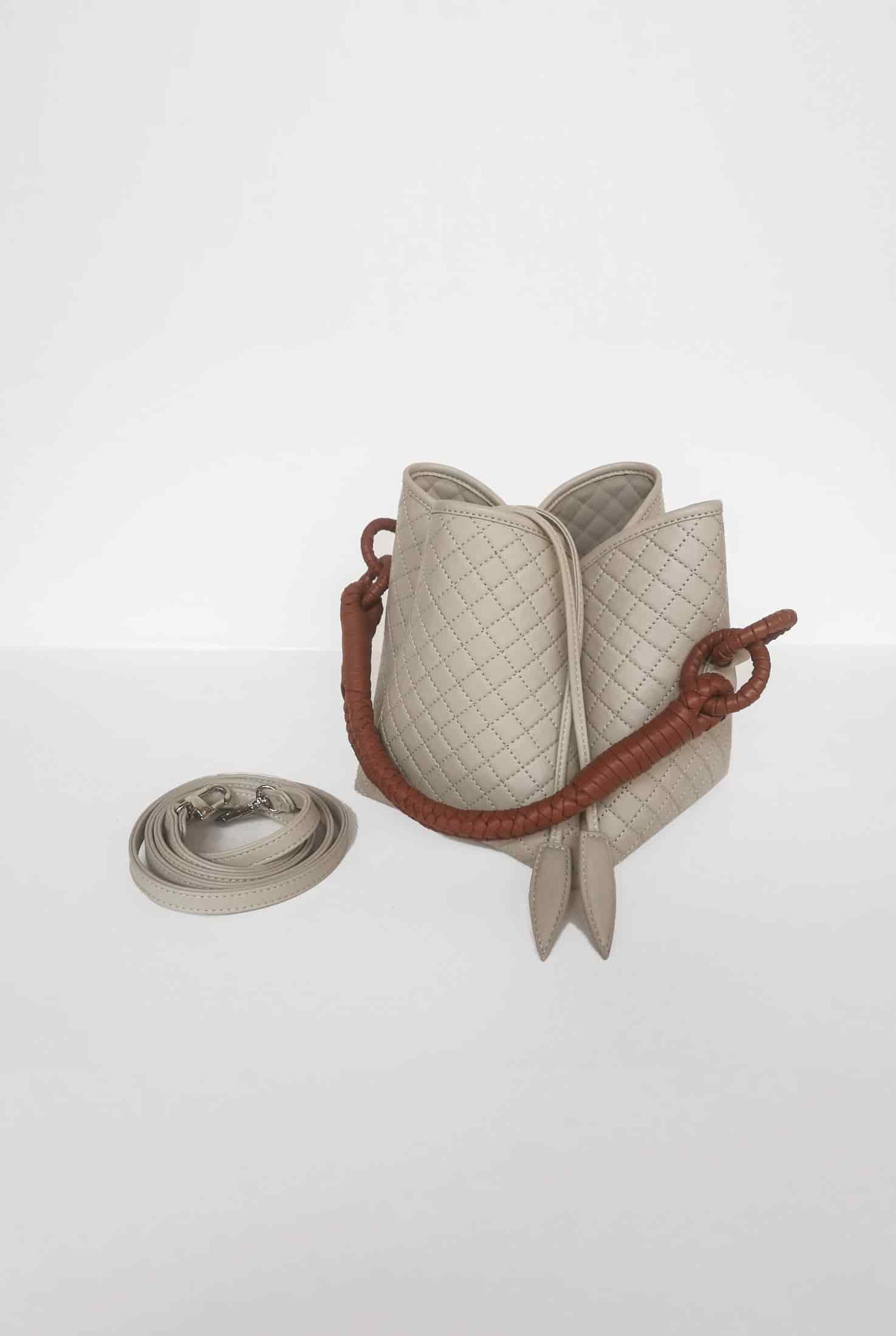 Tulip Mini Bucket Bag, Off-white & Brandy - miniatura 4