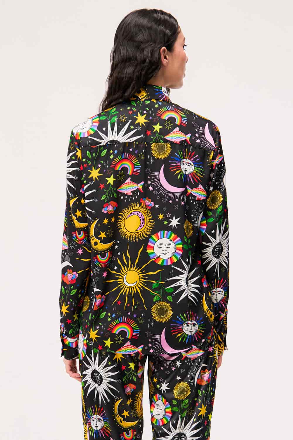 Camisa Manga Larga Unisex / Estampado Madre Luna, Padre Sol Negra - miniatura 4