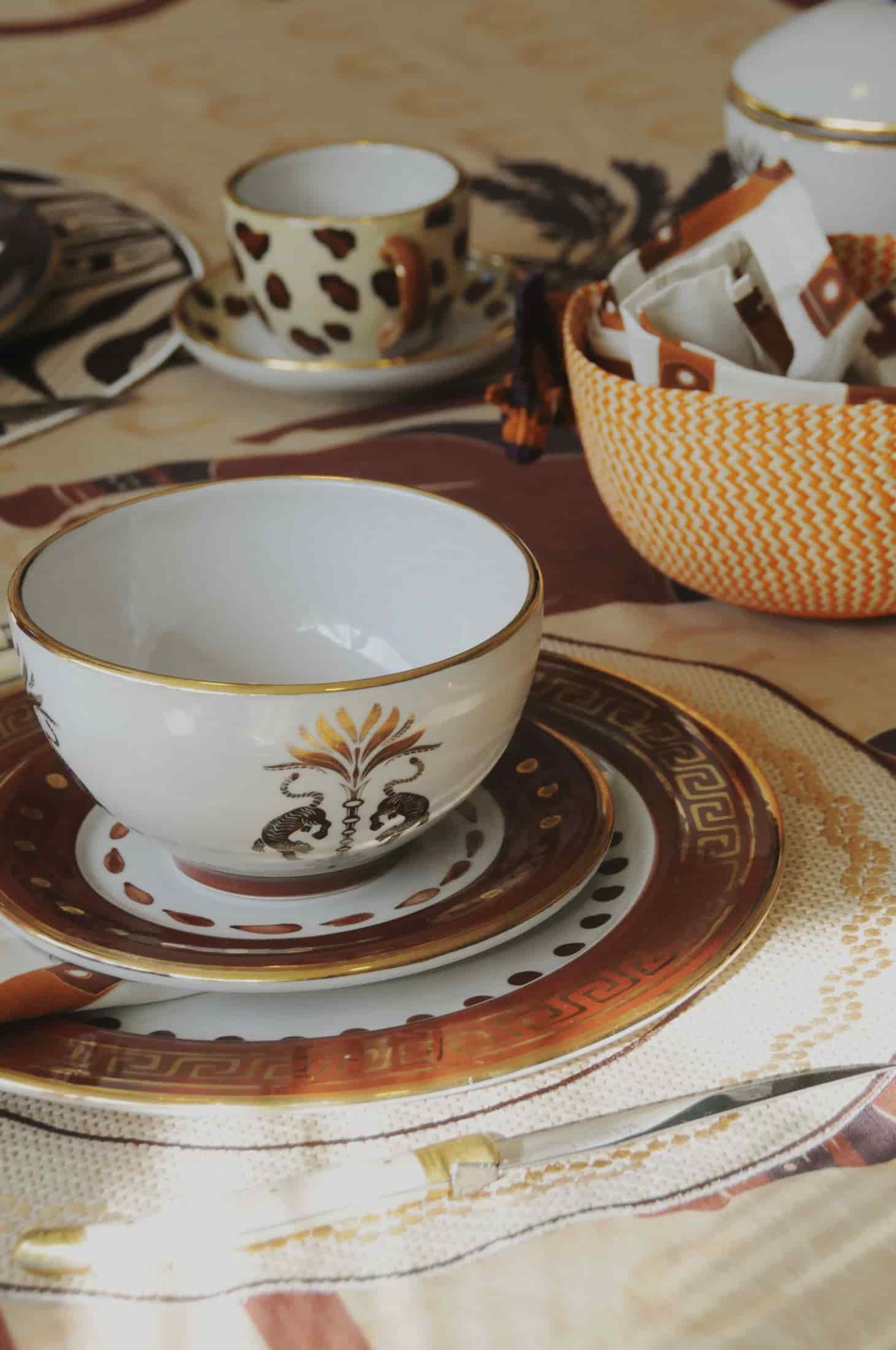 Horse Bowl / Chocolate & Gold - miniatura 6