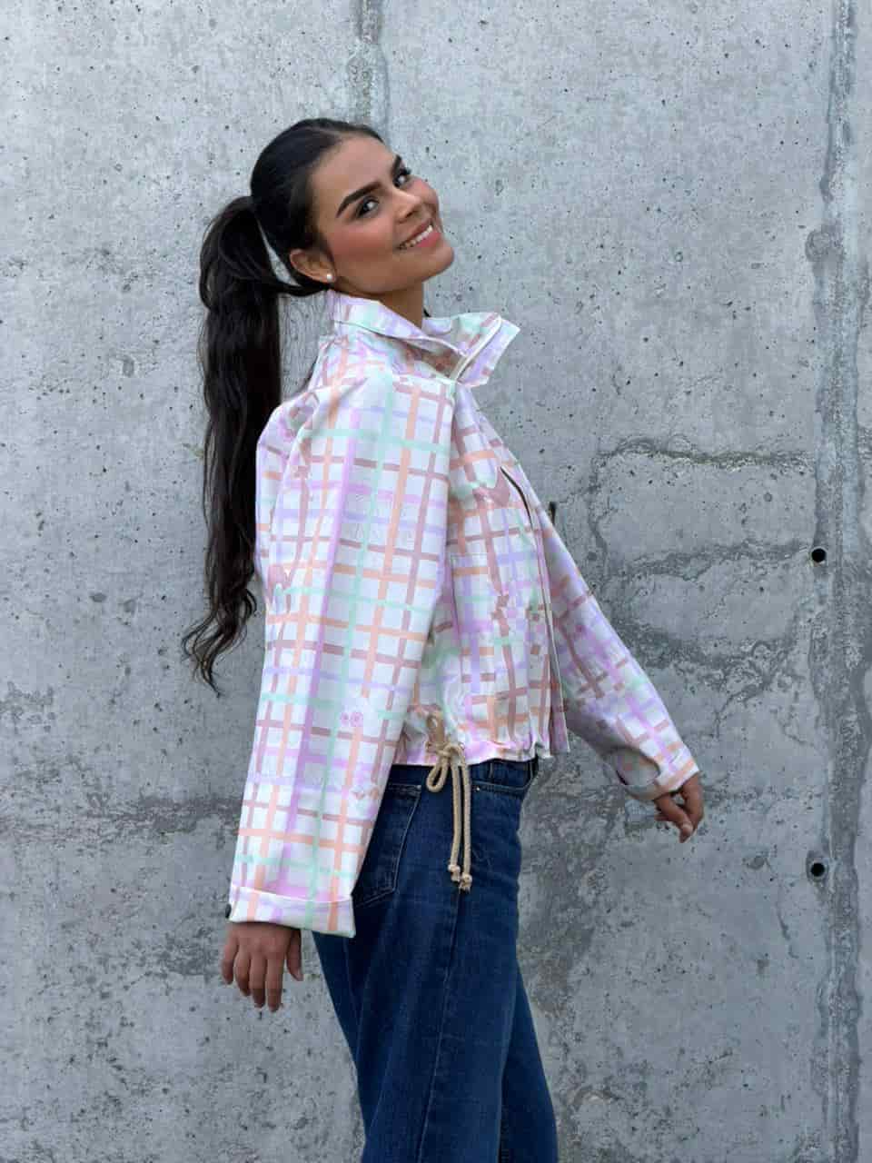 Chaqueta Boxy Crema - miniatura 1