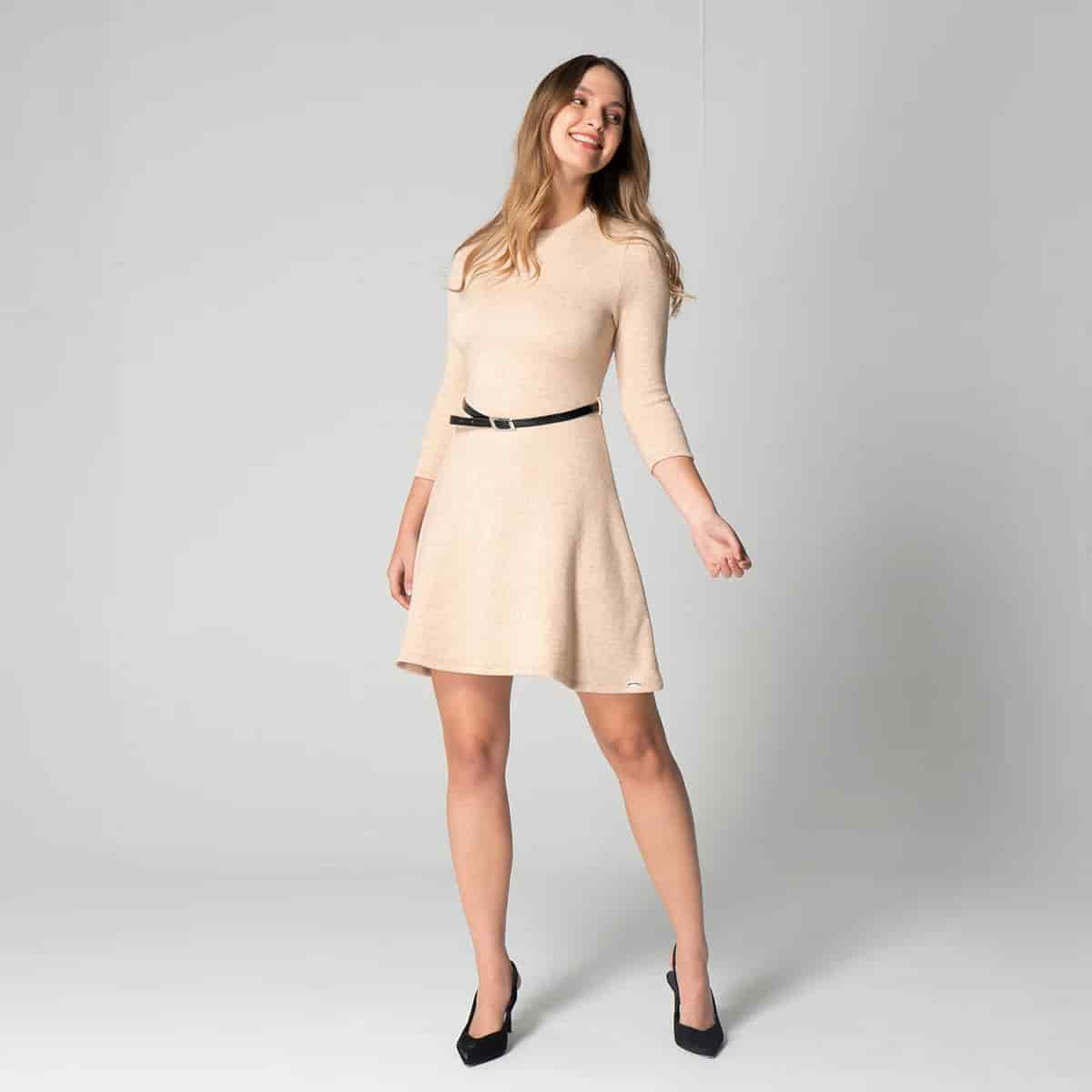 Vestido Corto Slim Gogh - miniatura 25