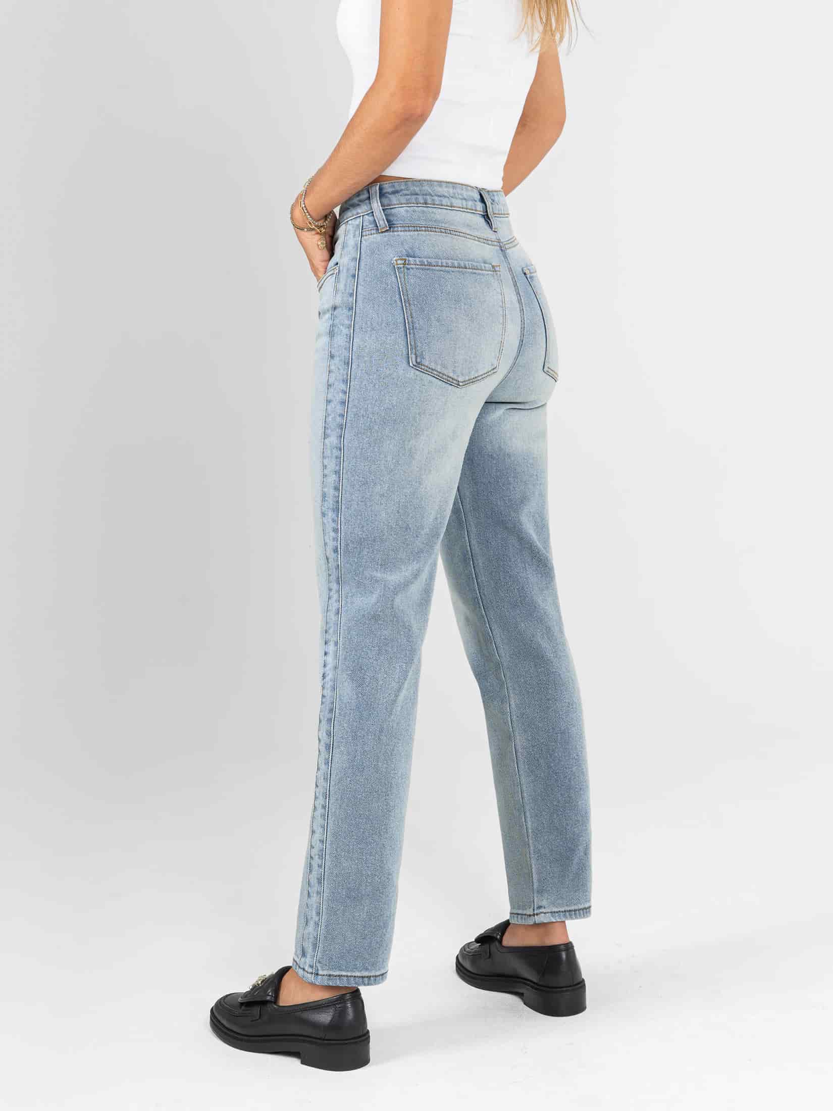 Ref: 066185 Jean Mom fit, slim cropped, stretch, tiro alto, tono azul claro - miniatura 3