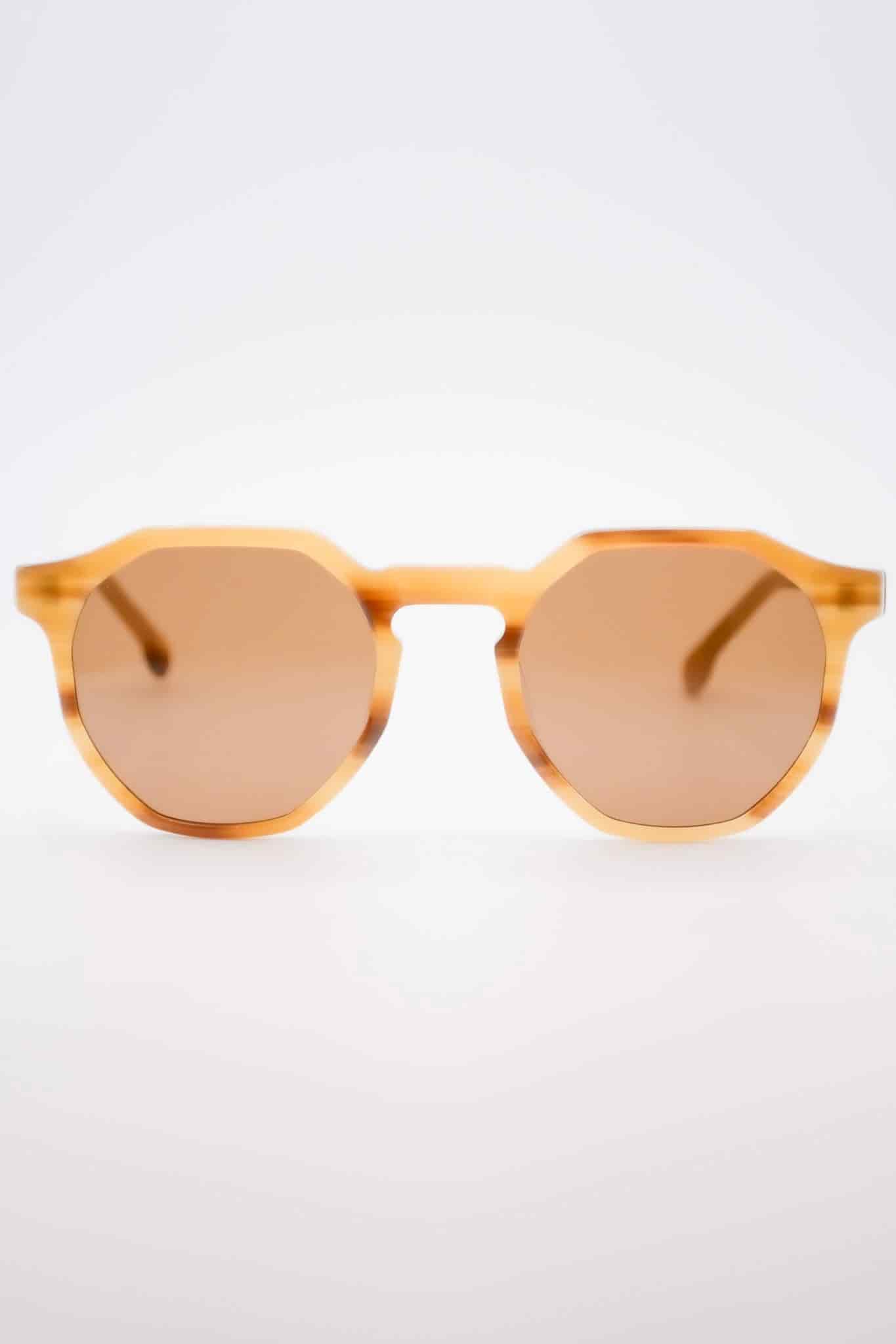 gafas de sol three almendra - miniatura 1