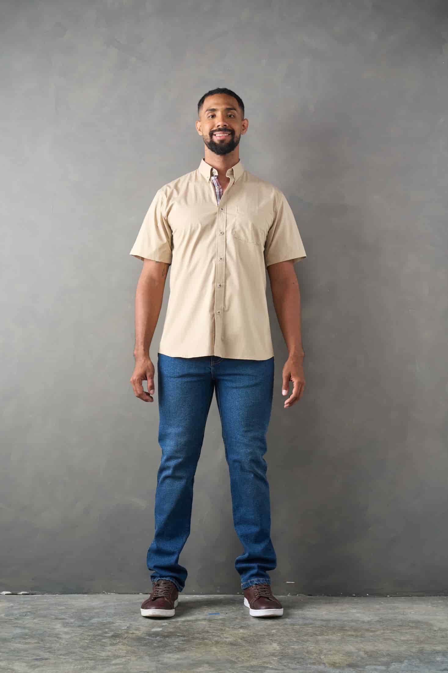 Camisa regular fit manga corta caqui - miniatura 4