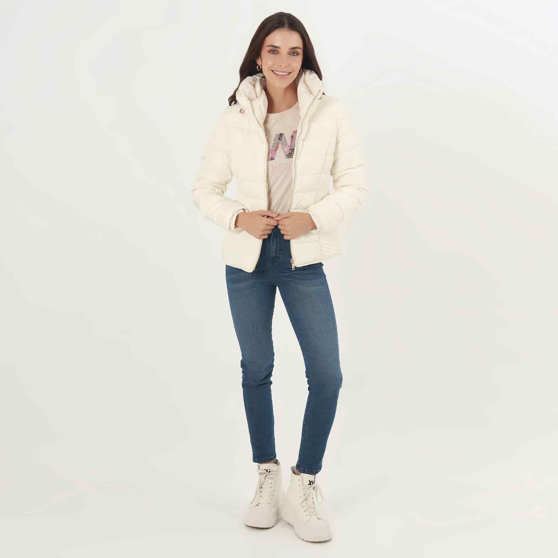 Chaqueta acolchada cuello alto con capucha interna - miniatura 48