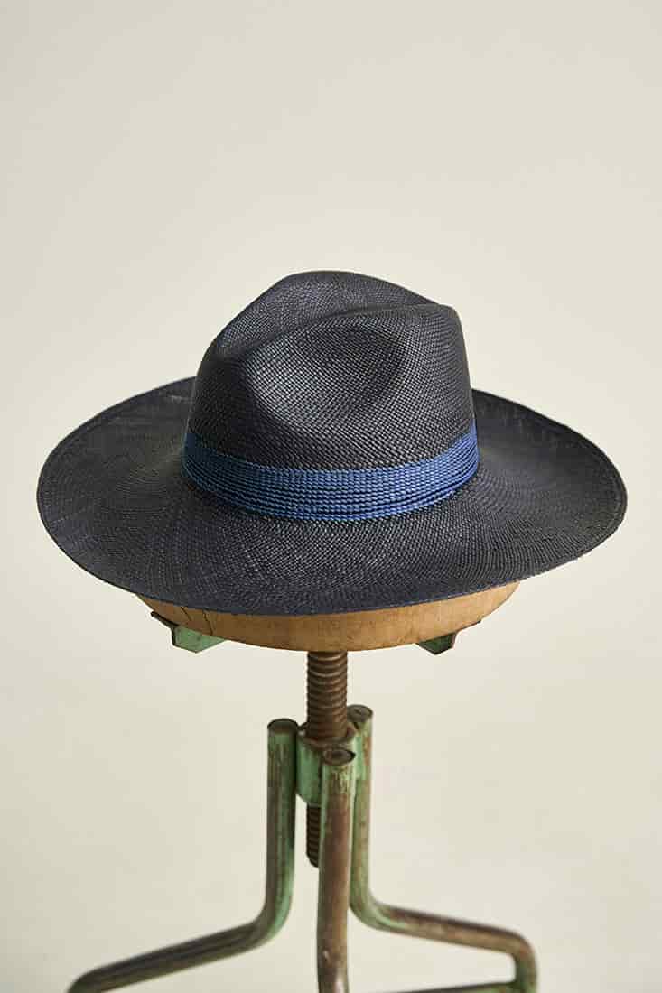 Sombrero de ala corta - miniatura 1